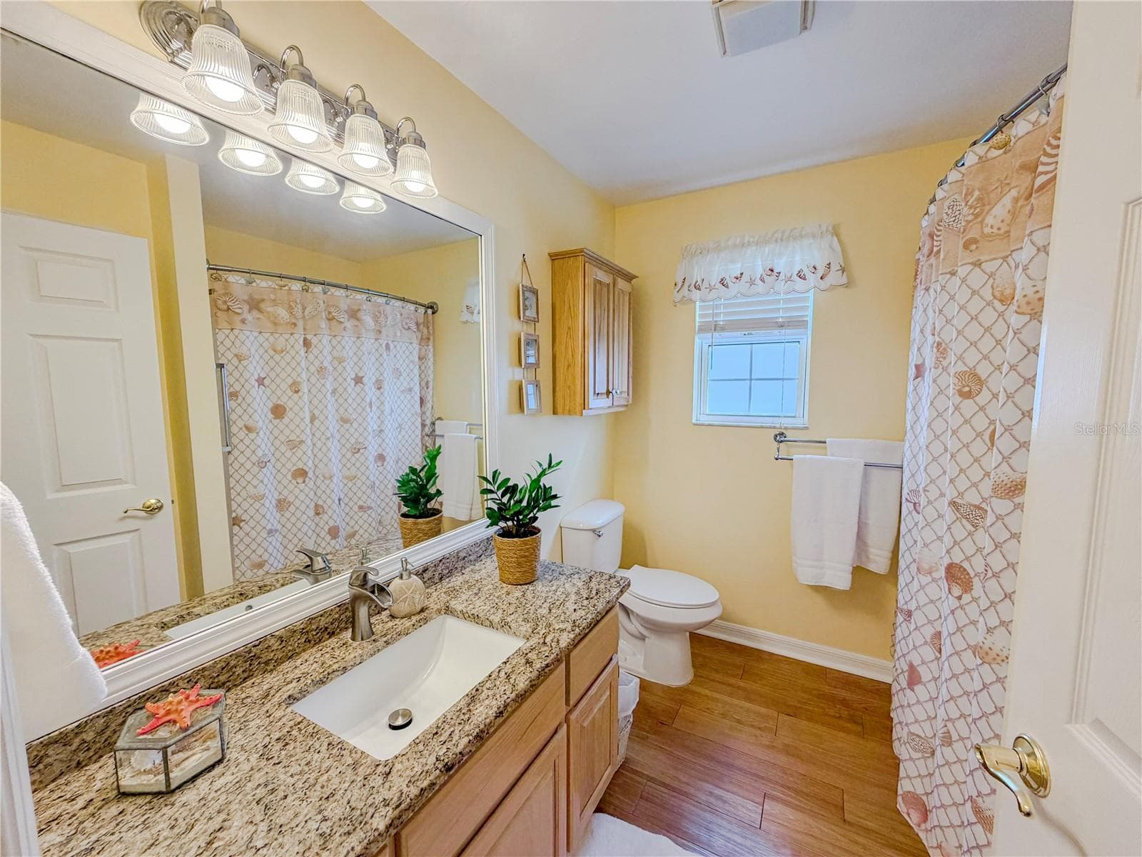 Single Family Residence at 437 SE ROSEWOOD CIR, LAKE CITY, photo 16 of 26