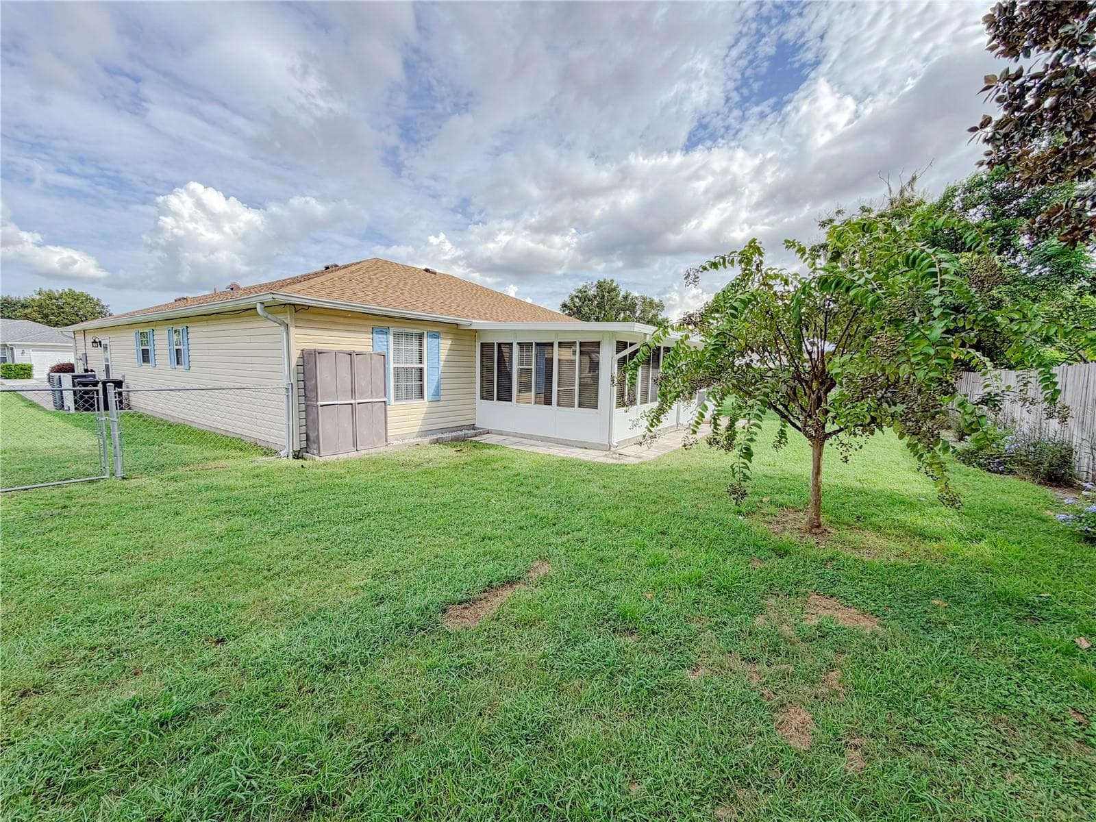Single Family Residence at 437 SE ROSEWOOD CIR, LAKE CITY, photo 22 of 26