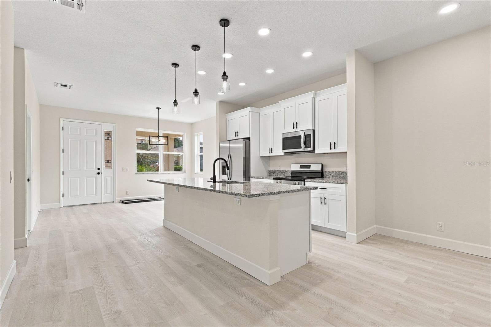 Single Family Residence at 537 PINELOCH DR, HAINES CITY, photo 8 of 30