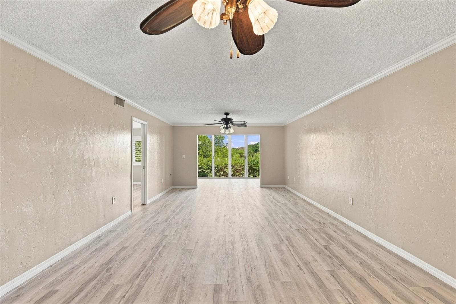 Condominium at 4601 CHANCELLOR ST NE #143, ST PETERSBURG, photo 8 of 36