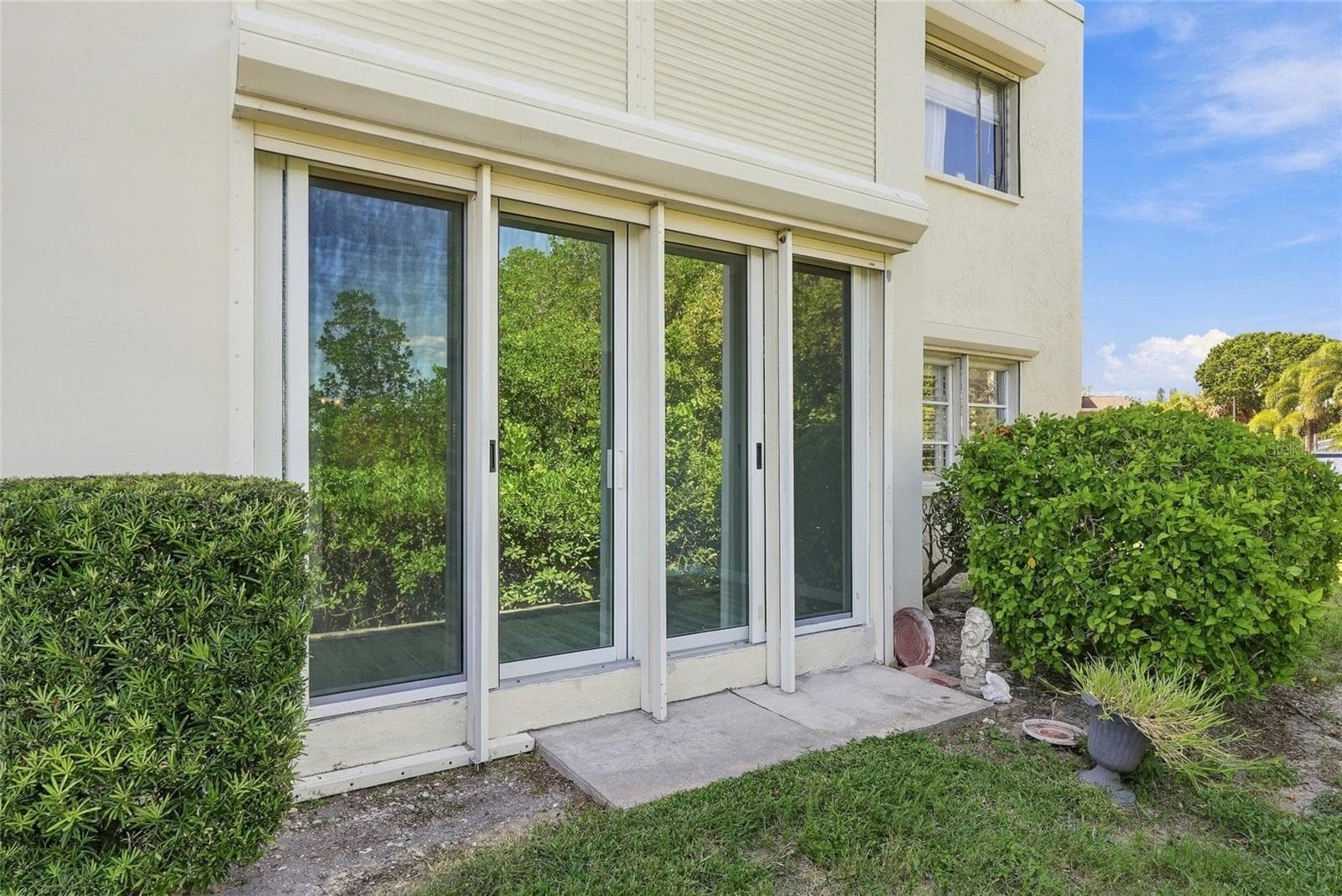 Condominium at 4601 CHANCELLOR ST NE #143, ST PETERSBURG, photo 23 of 36