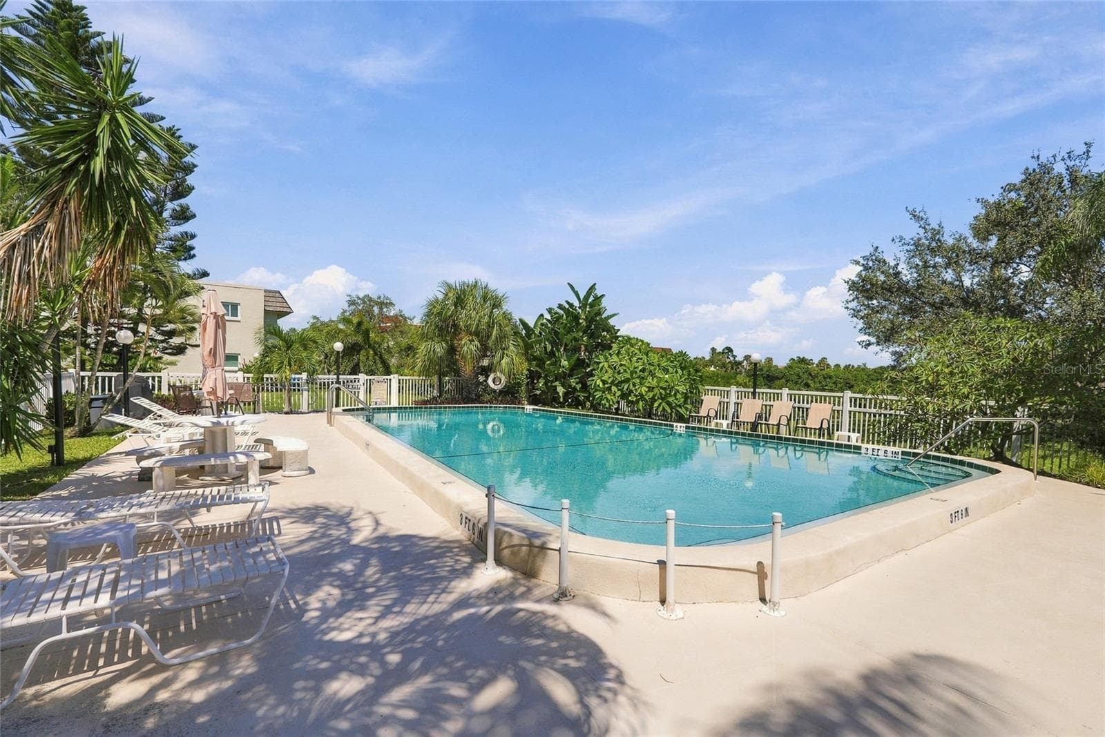 Condominium at 4601 CHANCELLOR ST NE #143, ST PETERSBURG, photo 24 of 36