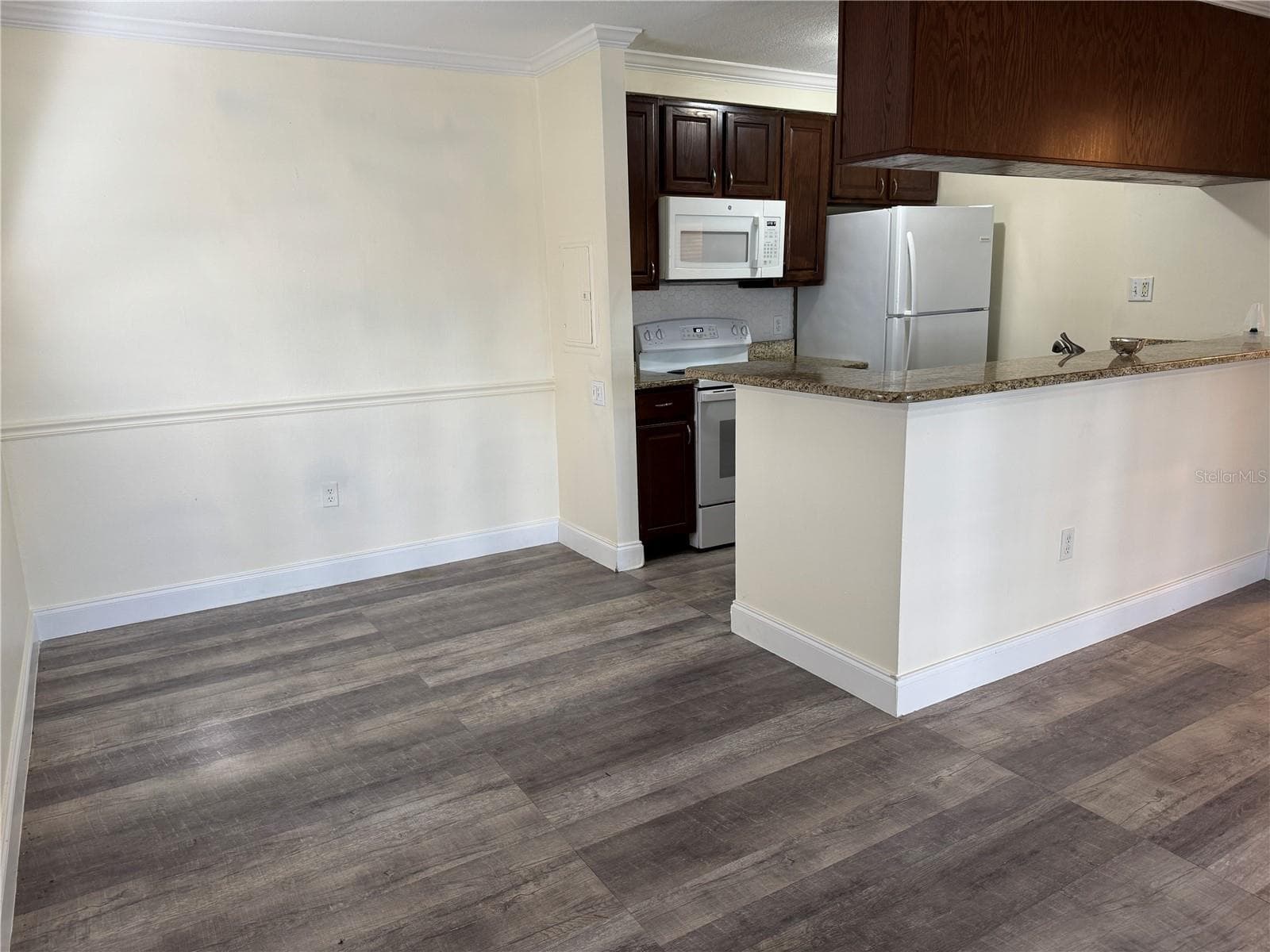 Condominium at 5306 W KENNEDY BLVD #112, TAMPA, photo 12 of 51