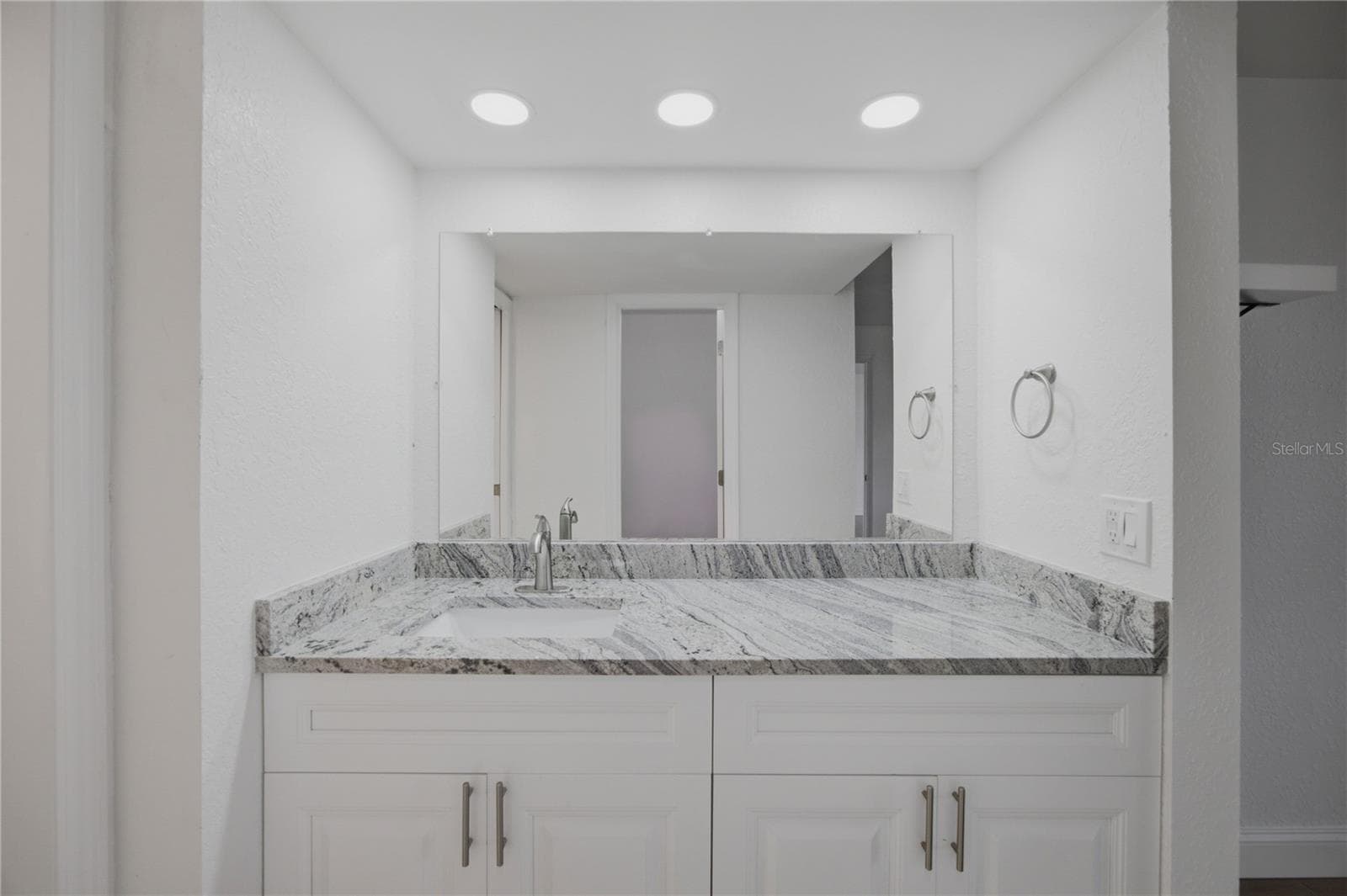 Condominium at 2617 COVE CAY DR #103, CLEARWATER, photo 14 of 34