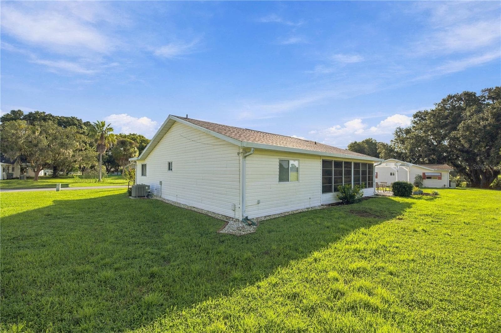 Single Family Residence at 17978 SE 104TH TER, SUMMERFIELD, photo 27 of 38