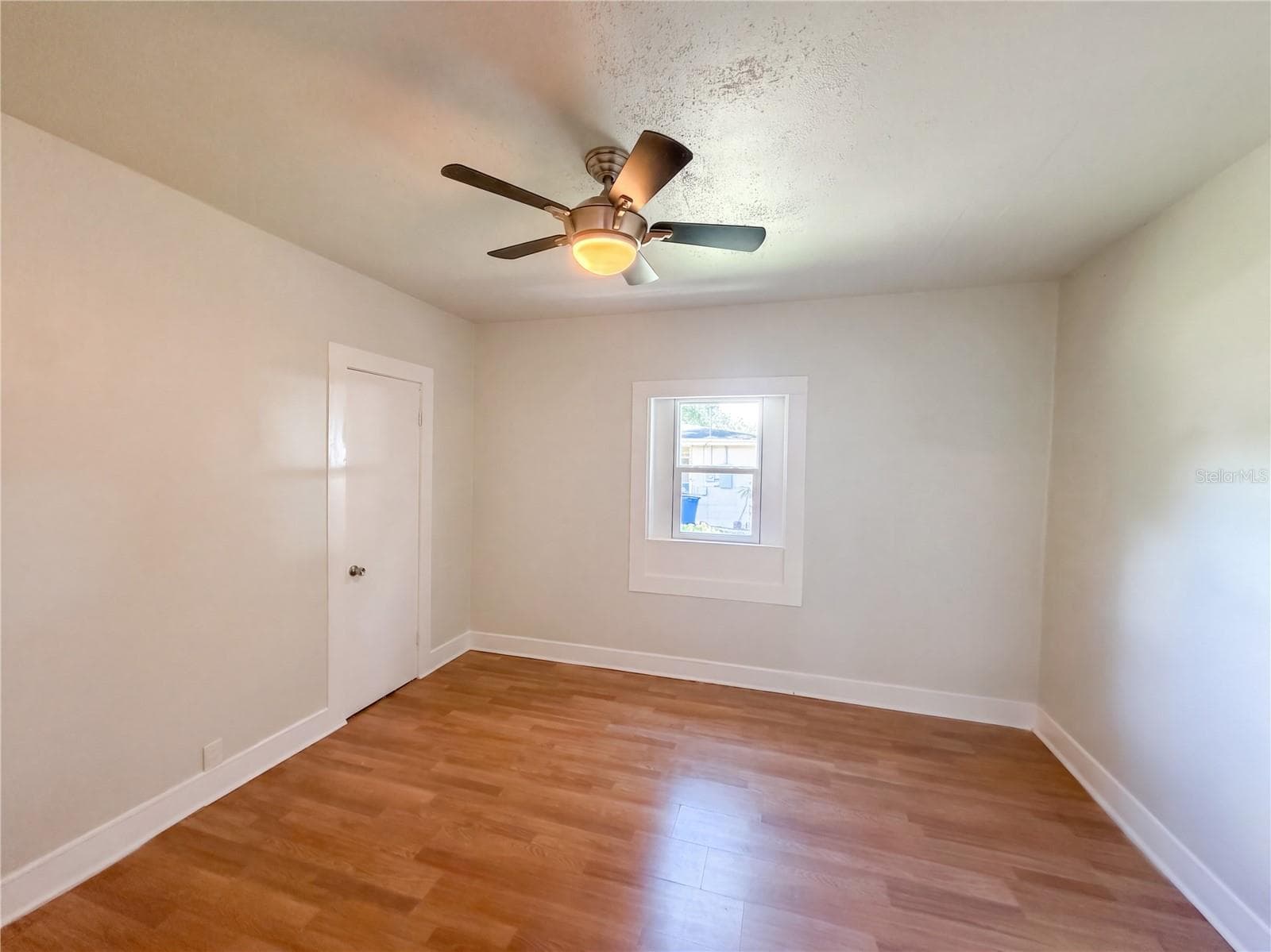 Single Family Residence at 335 E HOFFMAN ST, LAKE ALFRED, photo 11 of 18