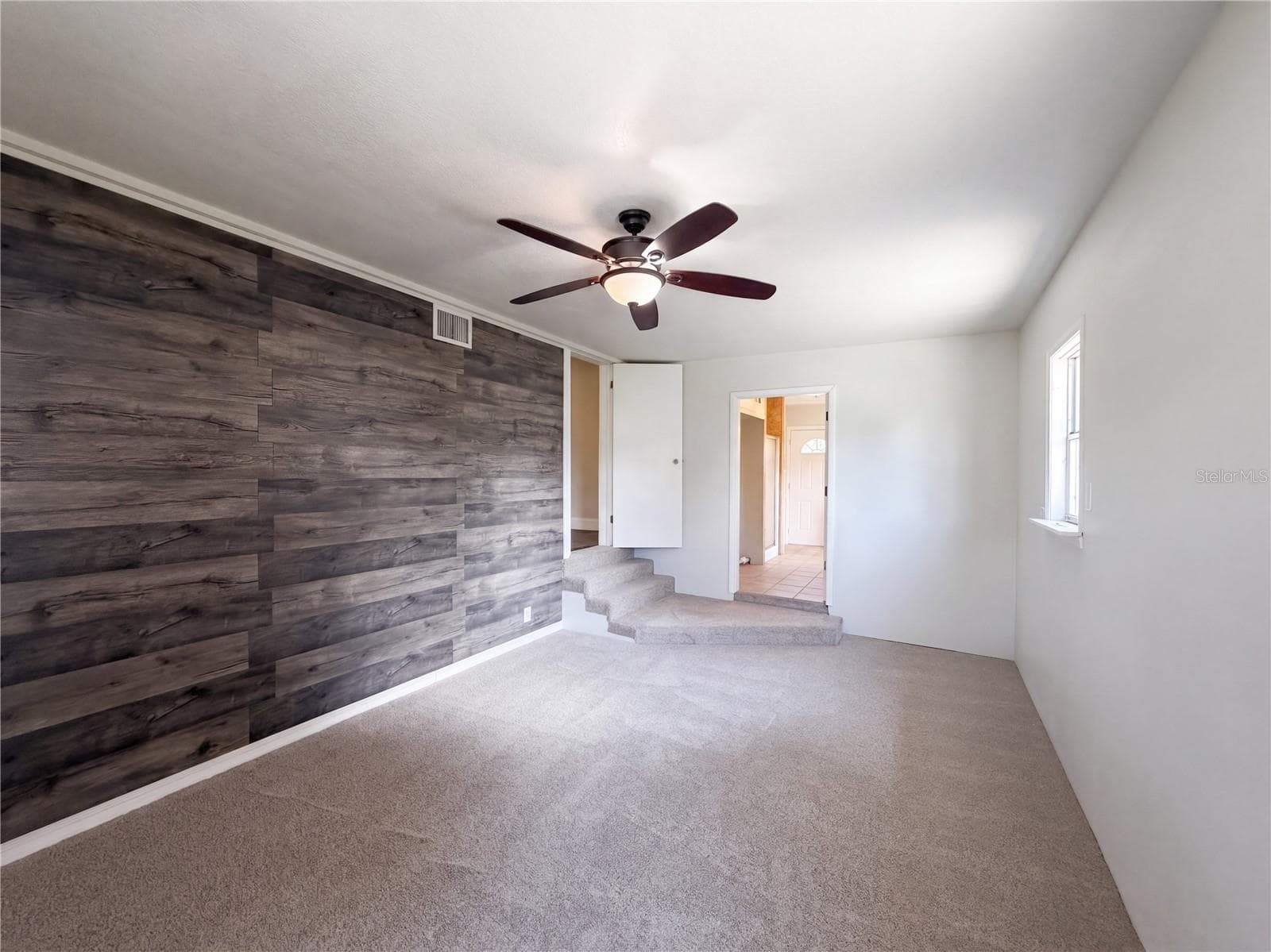 Single Family Residence at 335 E HOFFMAN ST, LAKE ALFRED, photo 13 of 18