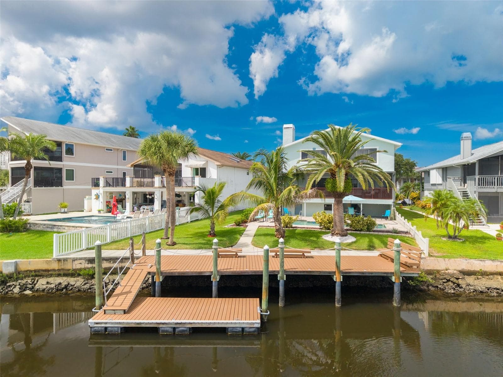 6206 BAYSIDE DR