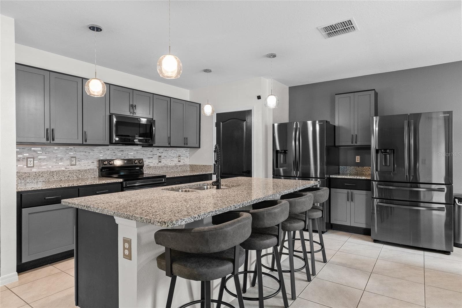Single Family Residence at 146 RIP CORD LN, DELAND, photo 11 of 48