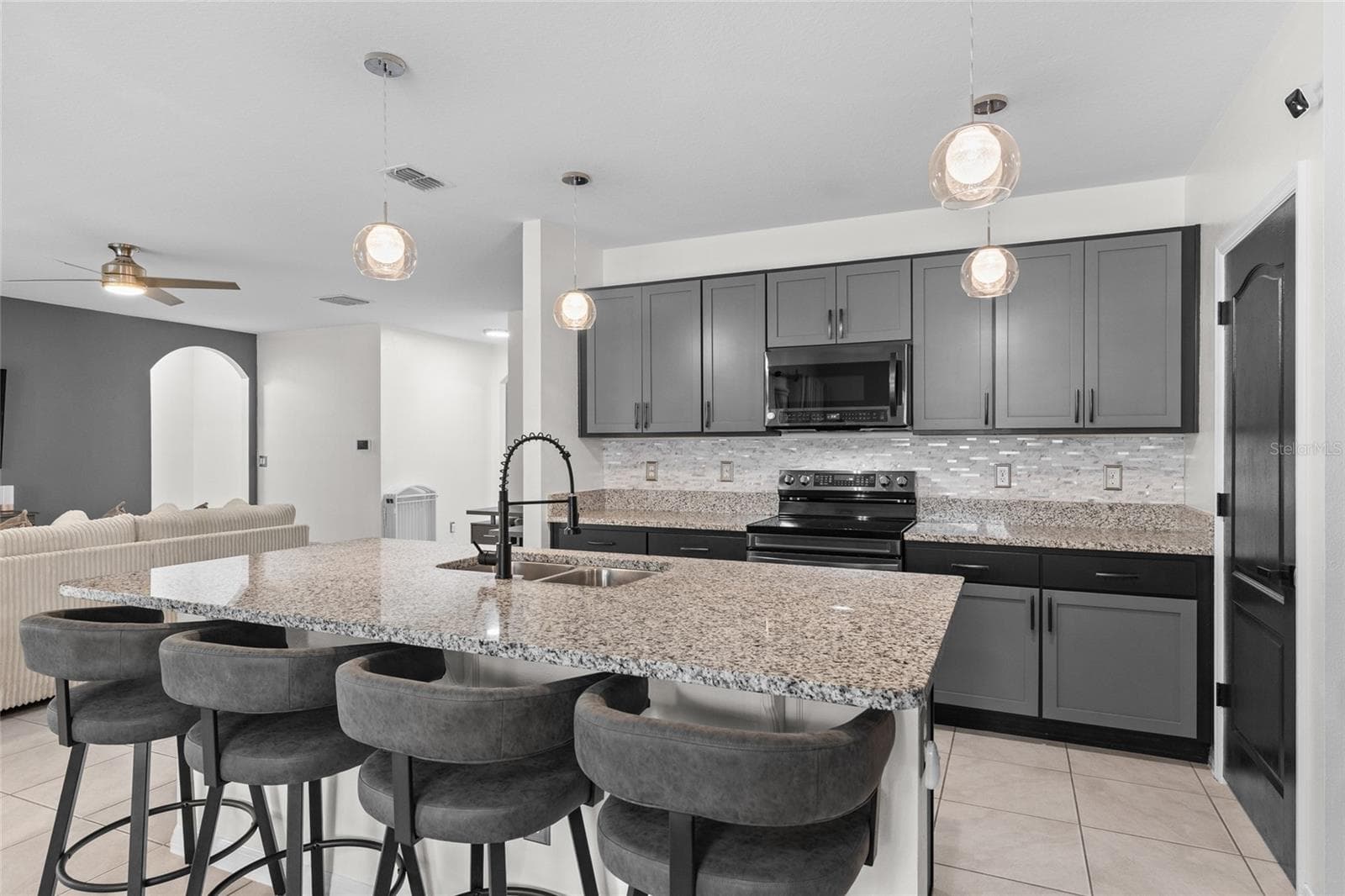 Single Family Residence at 146 RIP CORD LN, DELAND, photo 16 of 48