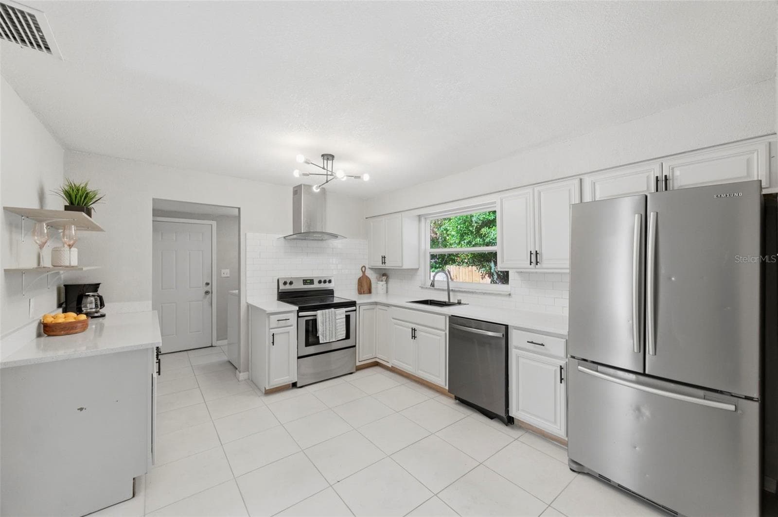 Single Family Residence at 3607 E 24TH AVE, TAMPA, photo 14 of 46