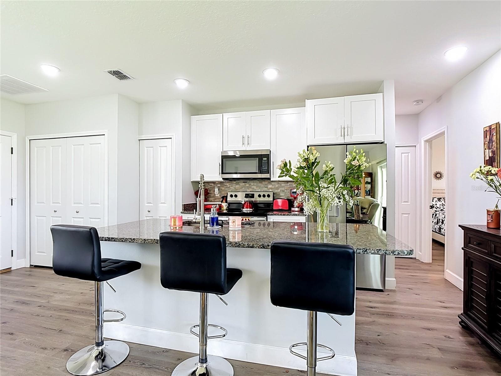 Single Family Residence at 668 DROMEDARY CT, POINCIANA, photo 7 of 55
