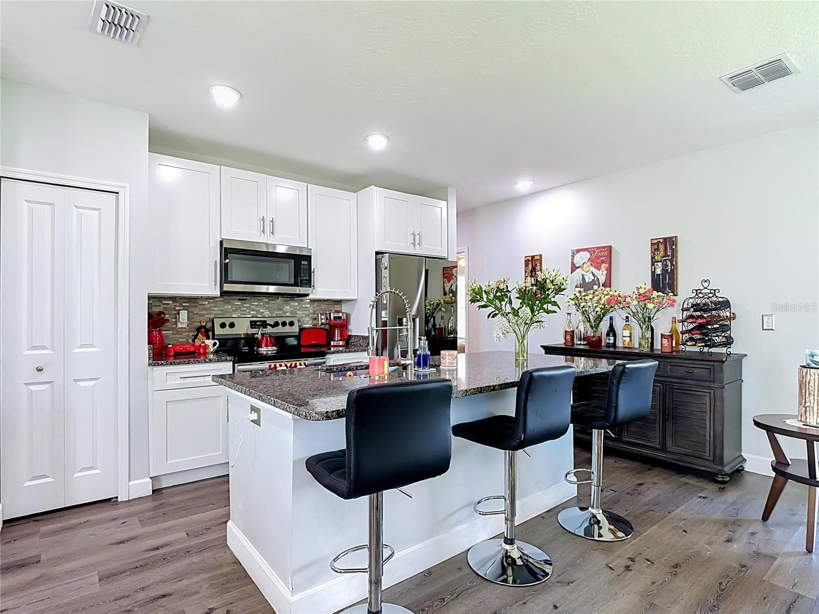 Single Family Residence at 668 DROMEDARY CT, POINCIANA, photo 8 of 55