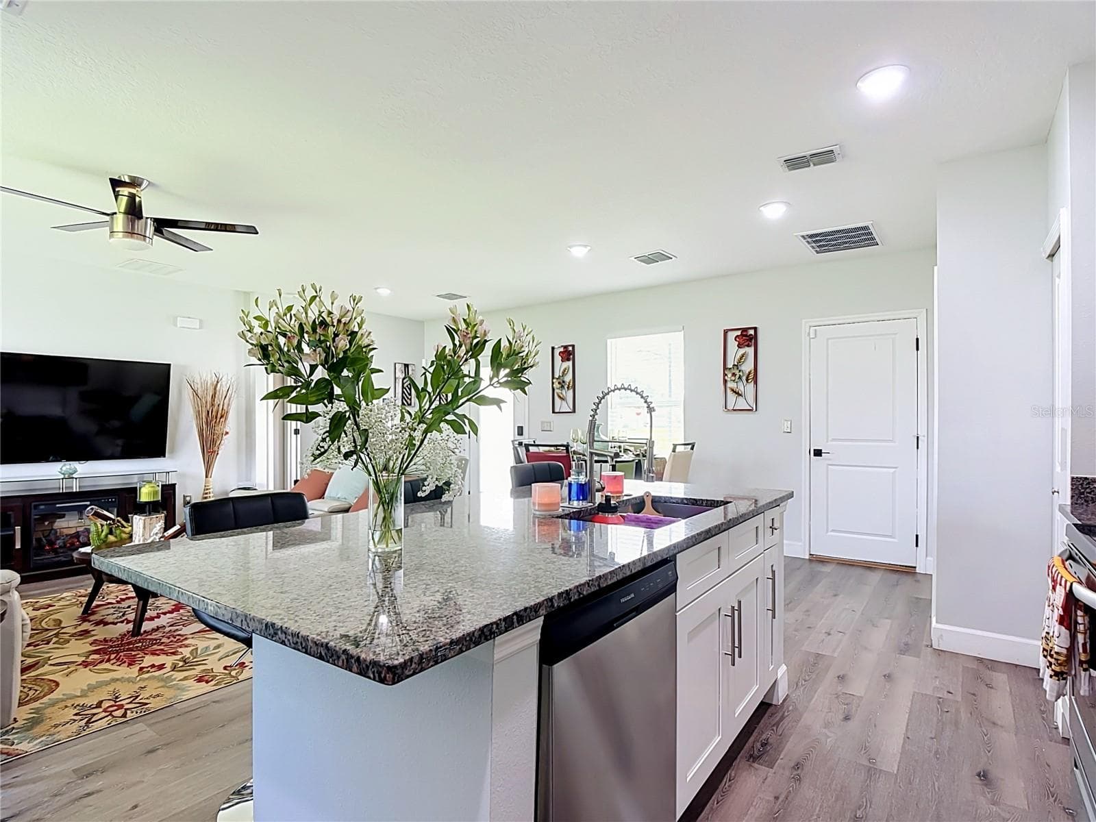 Single Family Residence at 668 DROMEDARY CT, POINCIANA, photo 9 of 55