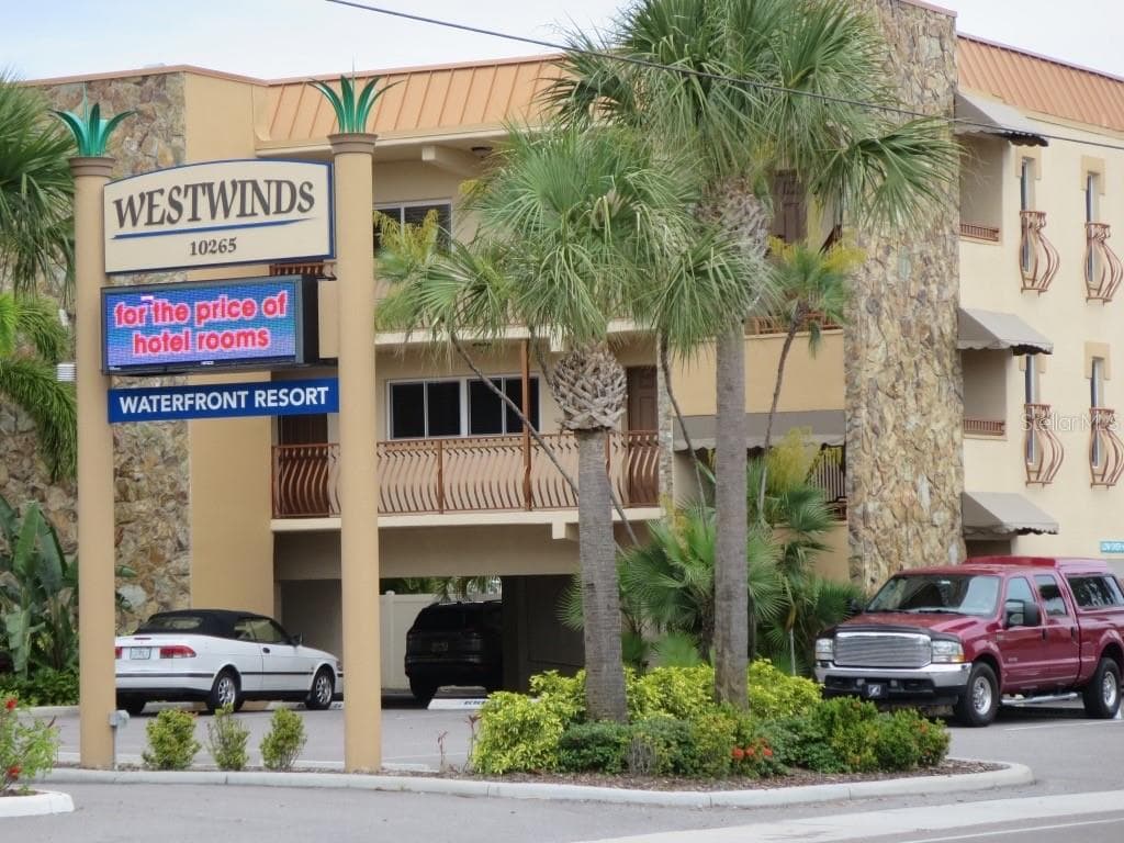 10265 GULF BLVD #B314