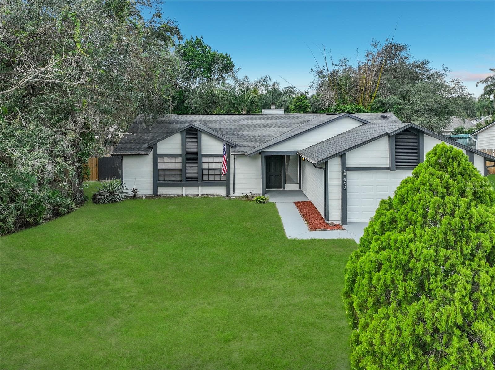 Virtually Staged Grass - 502 HAGER DR, OCOEE