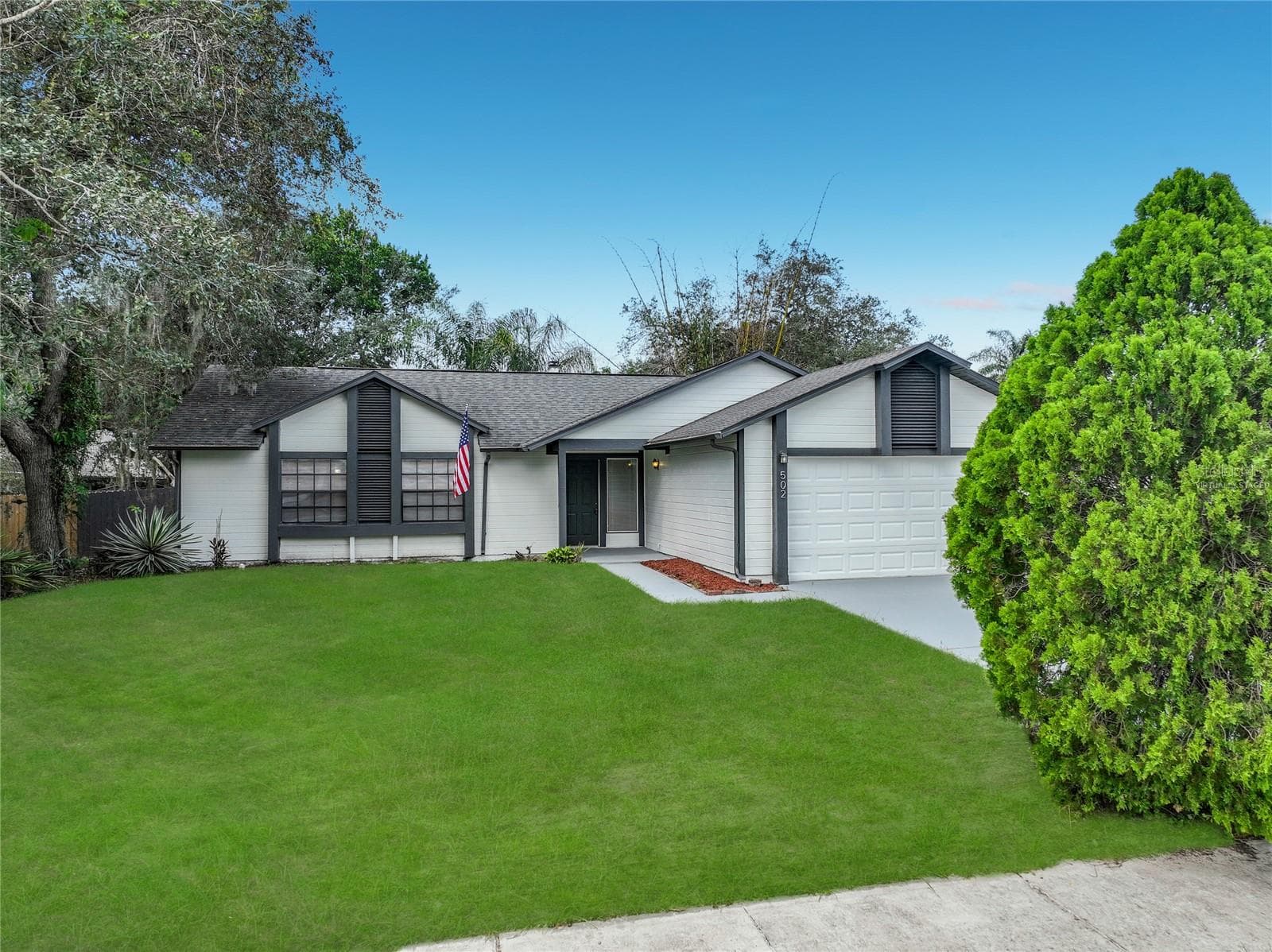 Virtually Staged Grass - 502 HAGER DR, OCOEE