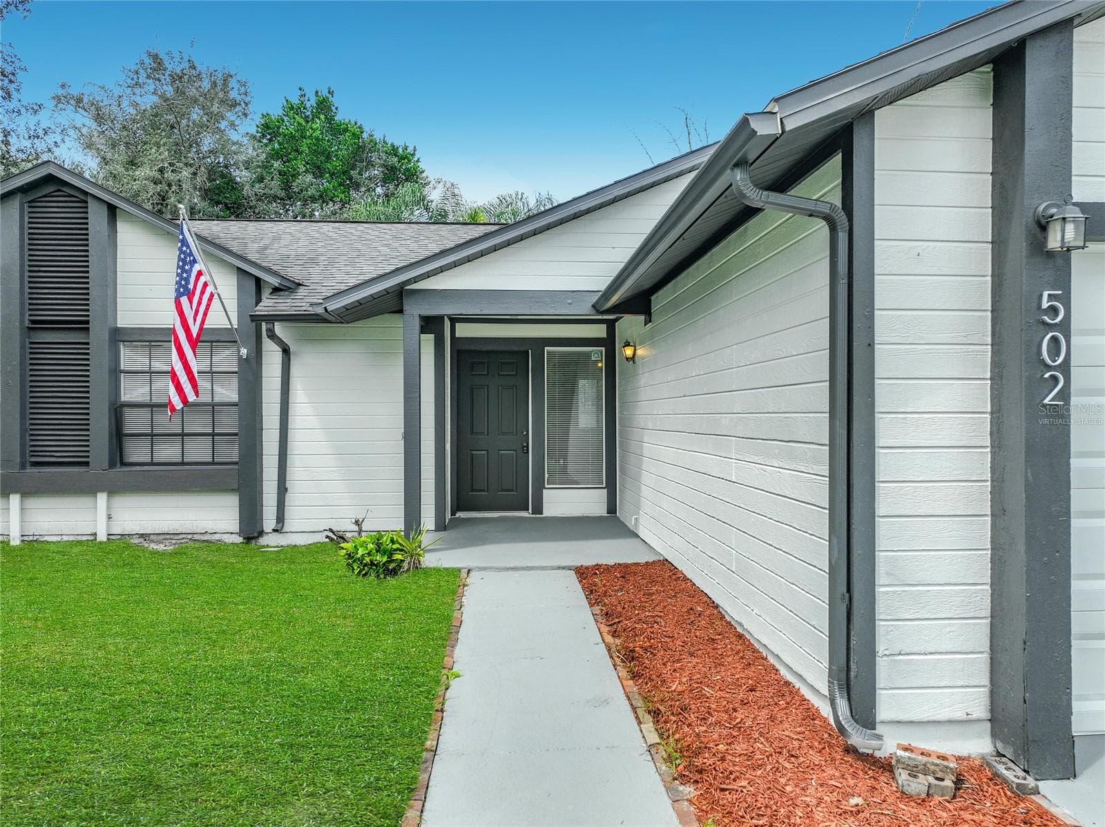 Virtually Staged Grass - 502 HAGER DR, OCOEE