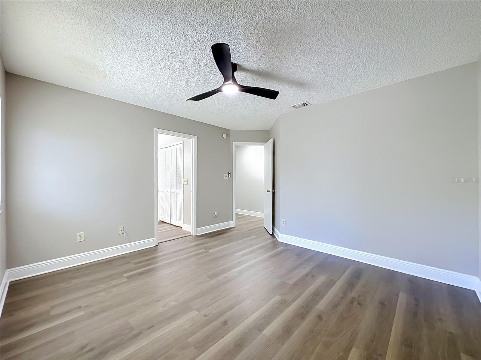 Single Family Residence at 502 HAGER DR, OCOEE, photo 41 of 60