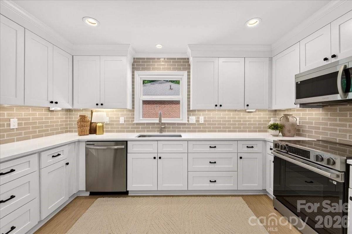 Kitchen with quartz counters - 1236 Beechdale Drive, Charlotte
