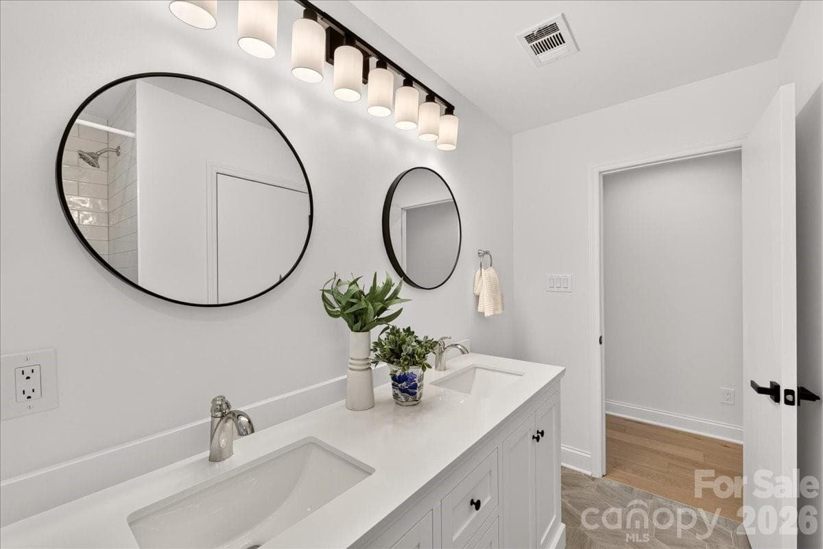Hall Bath - 1236 Beechdale Drive, Charlotte