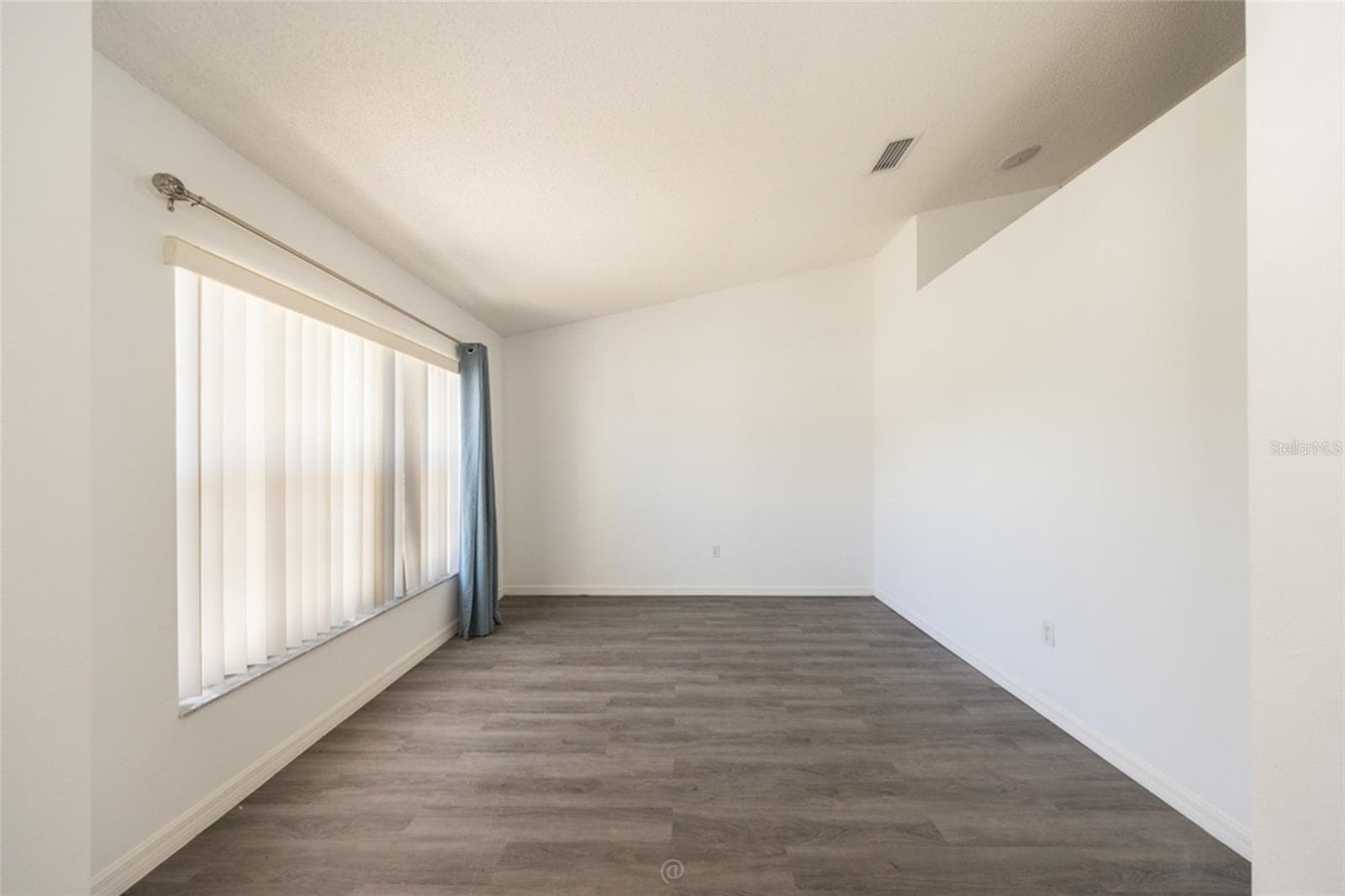 formal living room could convert to a 4th bedroom or office - 11 LANCASTER LN, PALM COAST