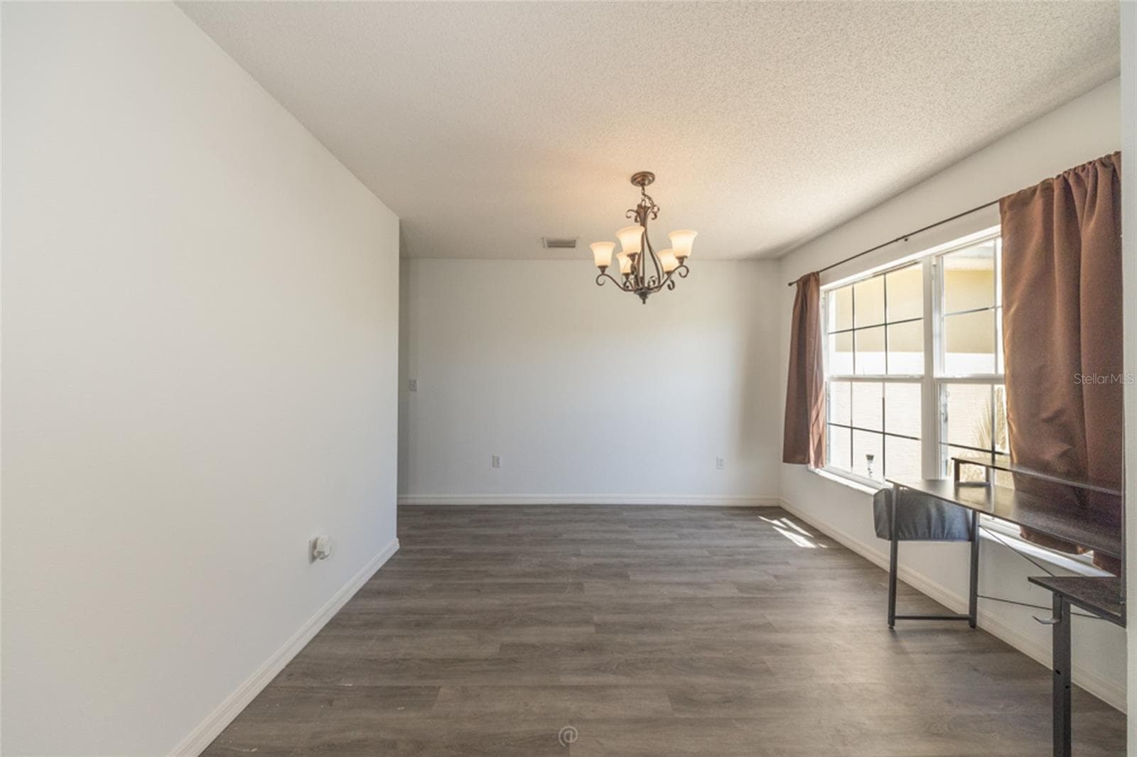 formal dining room near the kitchen for easy entertaining - 11 LANCASTER LN, PALM COAST