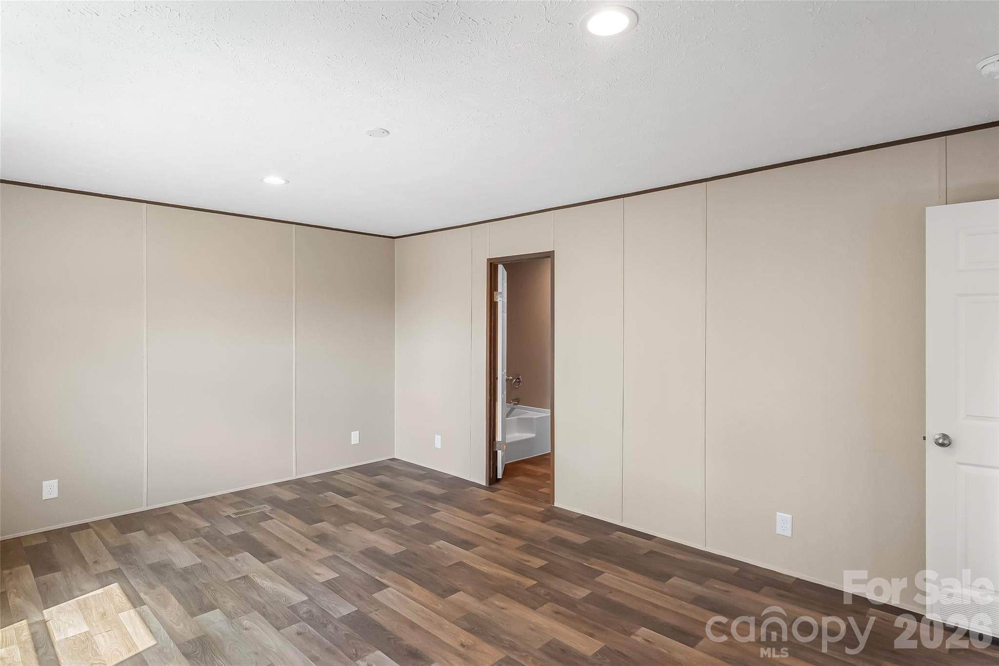 Single Family Residence at 179 Ada Way, Hendersonville, photo 18 of 23