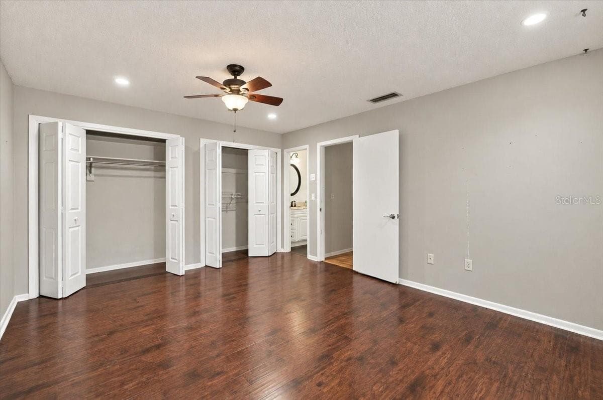 Single Family Residence at 611 E HIGHLAND DR, LAKELAND, photo 25 of 52