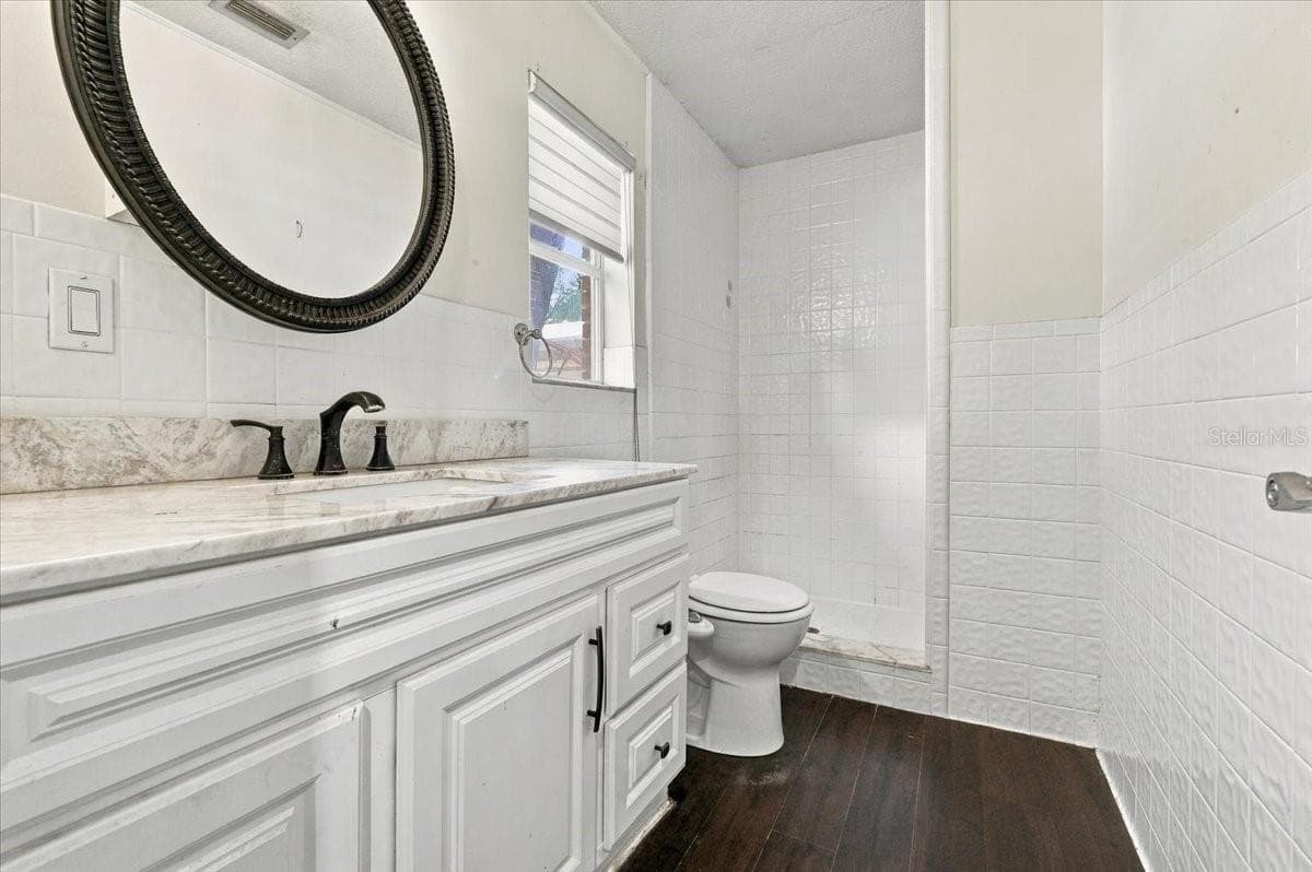 Single Family Residence at 611 E HIGHLAND DR, LAKELAND, photo 27 of 52