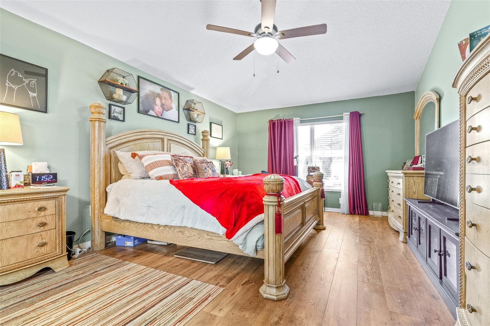 Master Bedroom - 7113 CROMWELL PARK LN, APOLLO BEACH