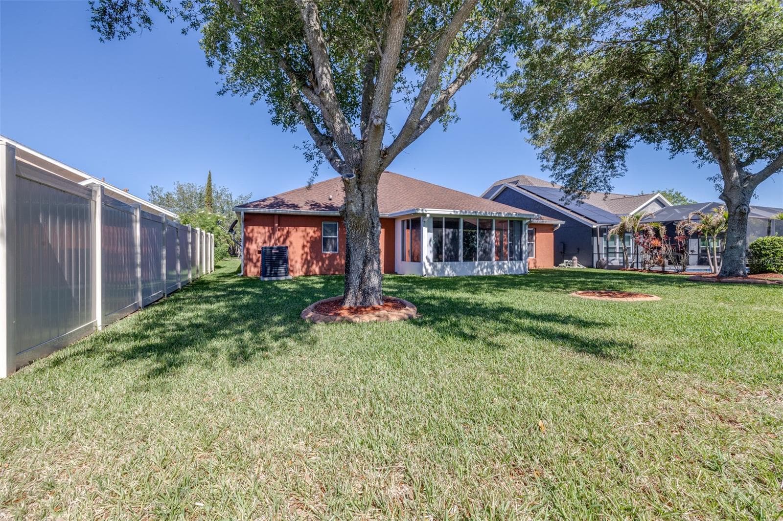 Backyard - 7113 CROMWELL PARK LN, APOLLO BEACH