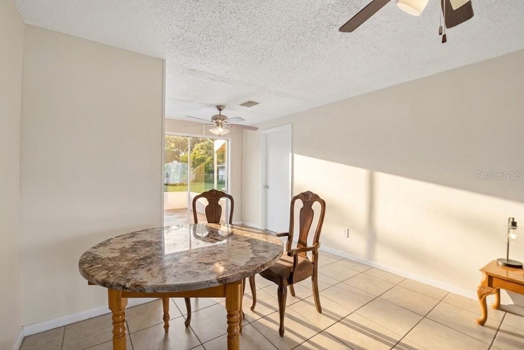 Single Family Residence at 205 MILLER MAC RD, APOLLO BEACH, photo 7 of 27