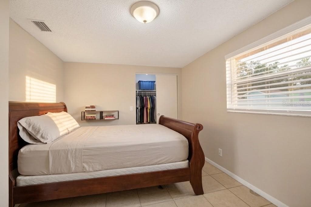 Single Family Residence at 205 MILLER MAC RD, APOLLO BEACH, photo 13 of 27