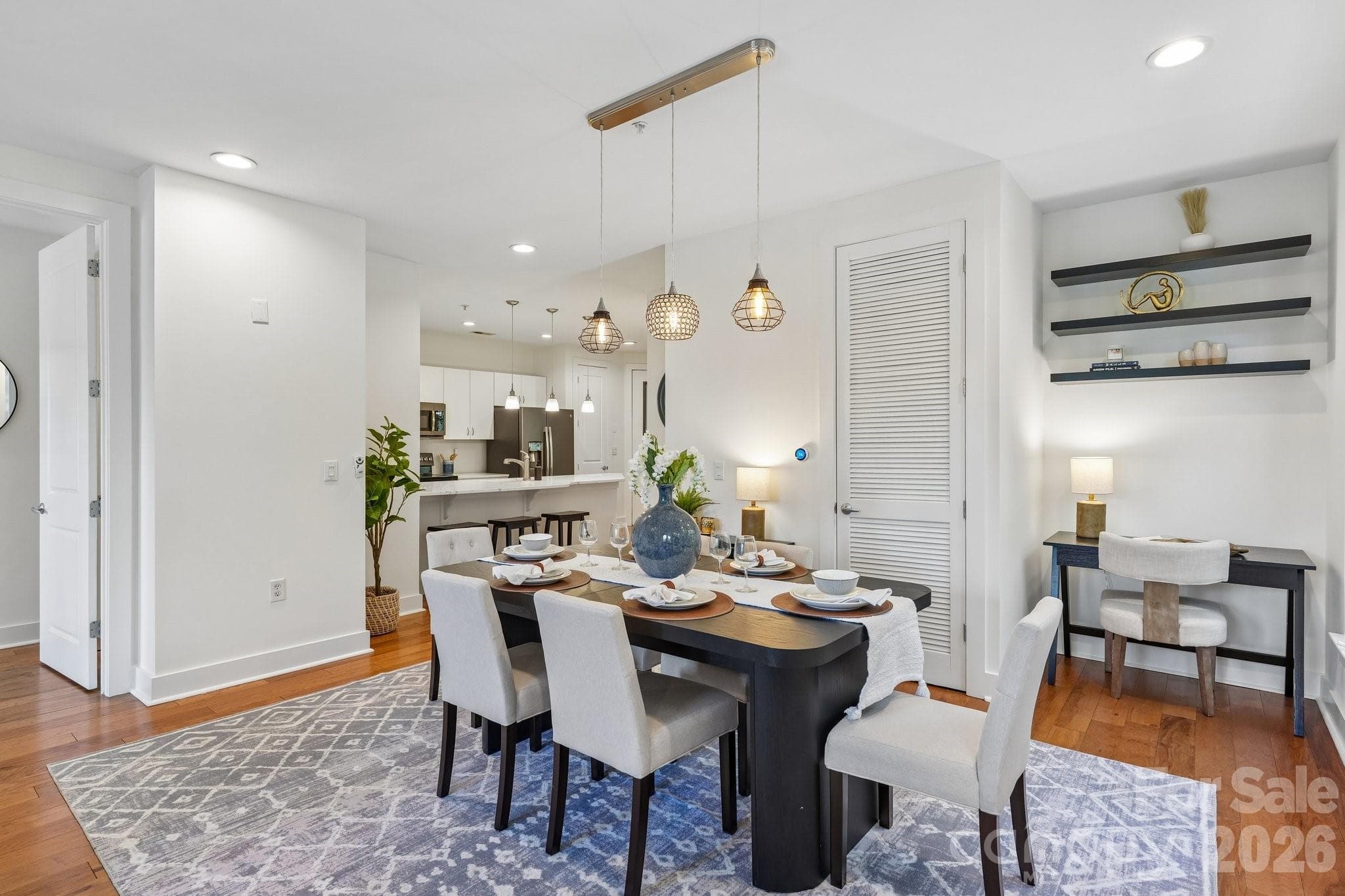 Condominium at 1101 W 1st Street, Charlotte, photo 11 of 42