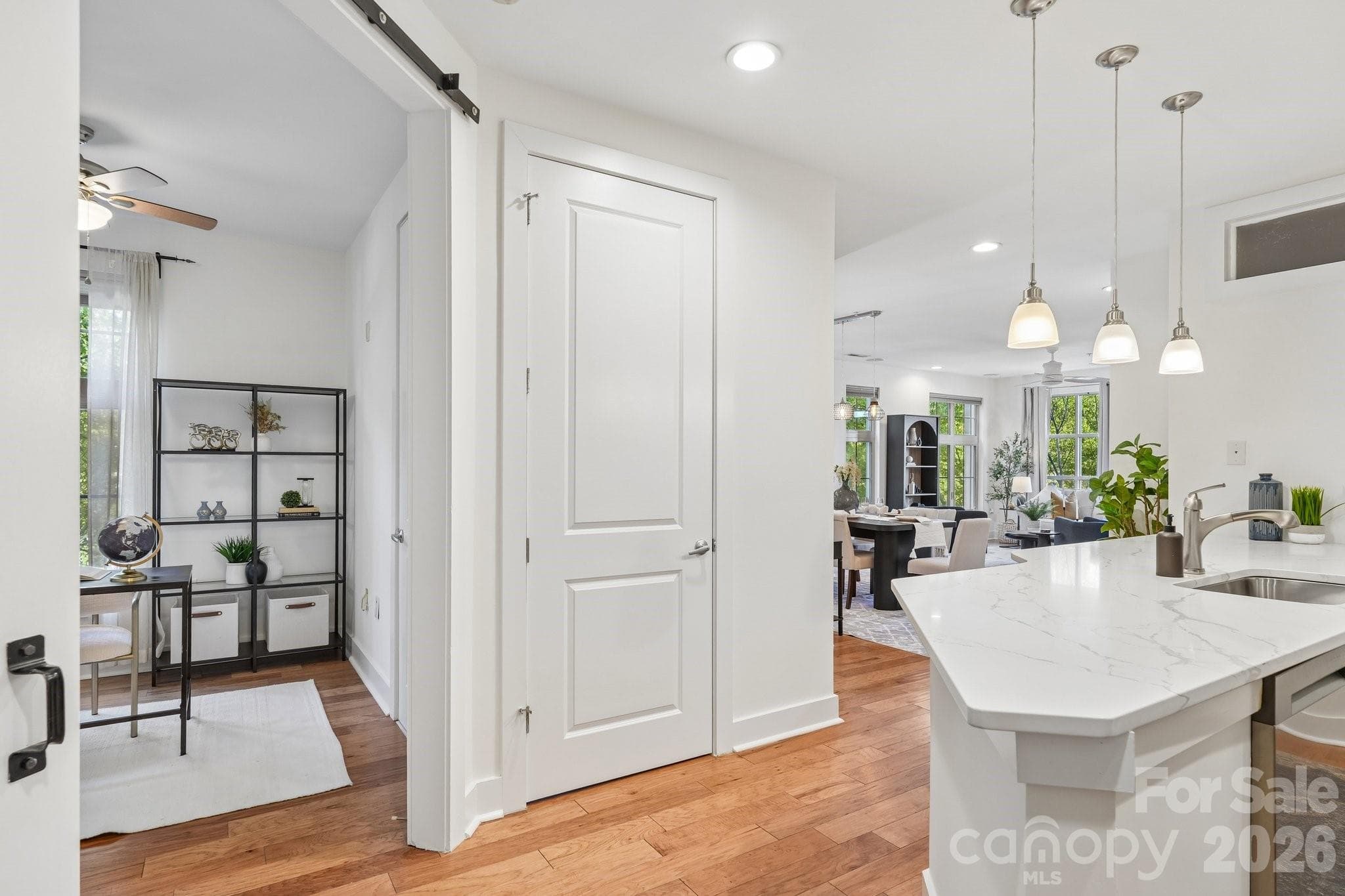Condominium at 1101 W 1st Street, Charlotte, photo 13 of 42
