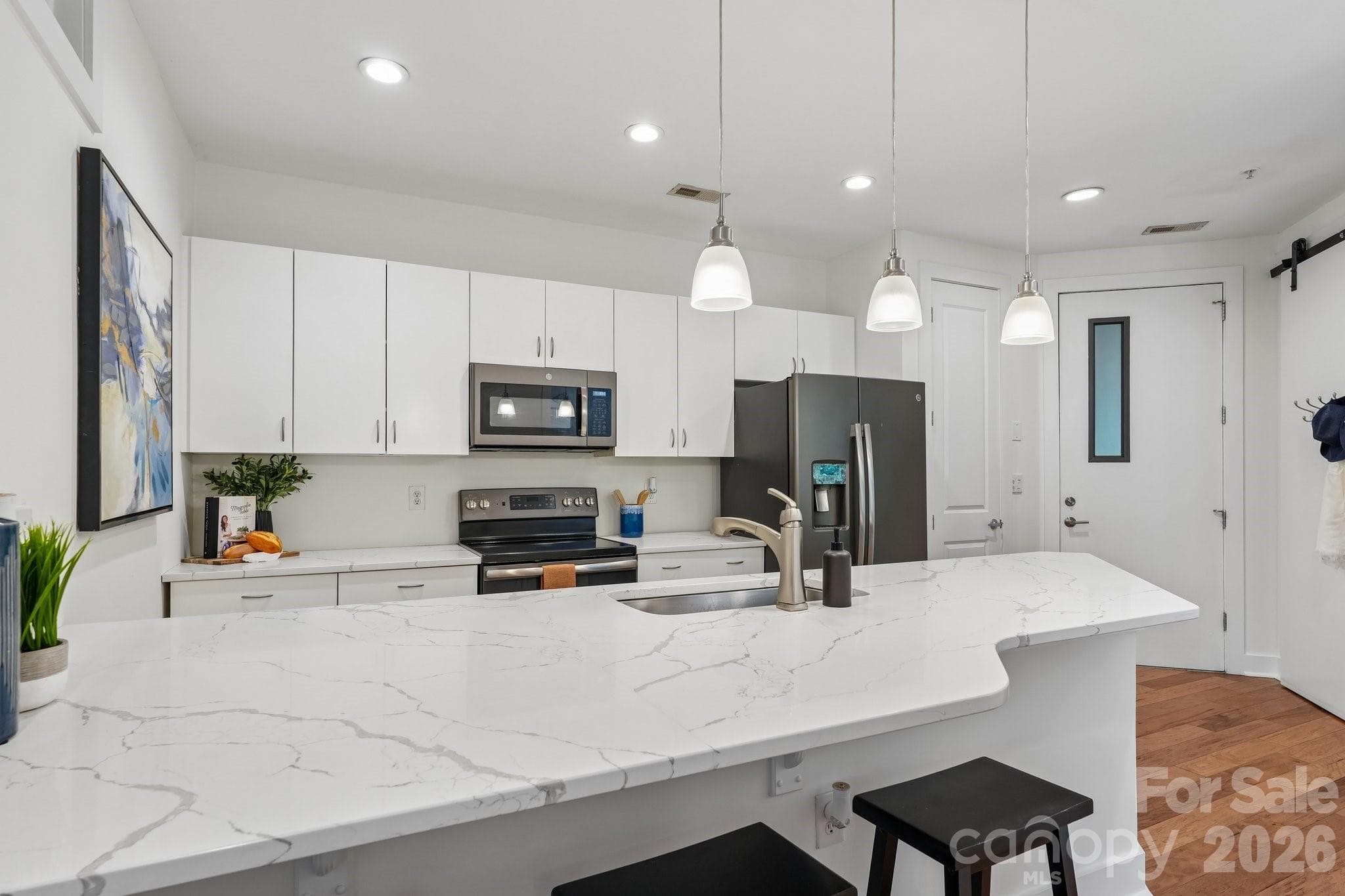 Condominium at 1101 W 1st Street, Charlotte, photo 16 of 42