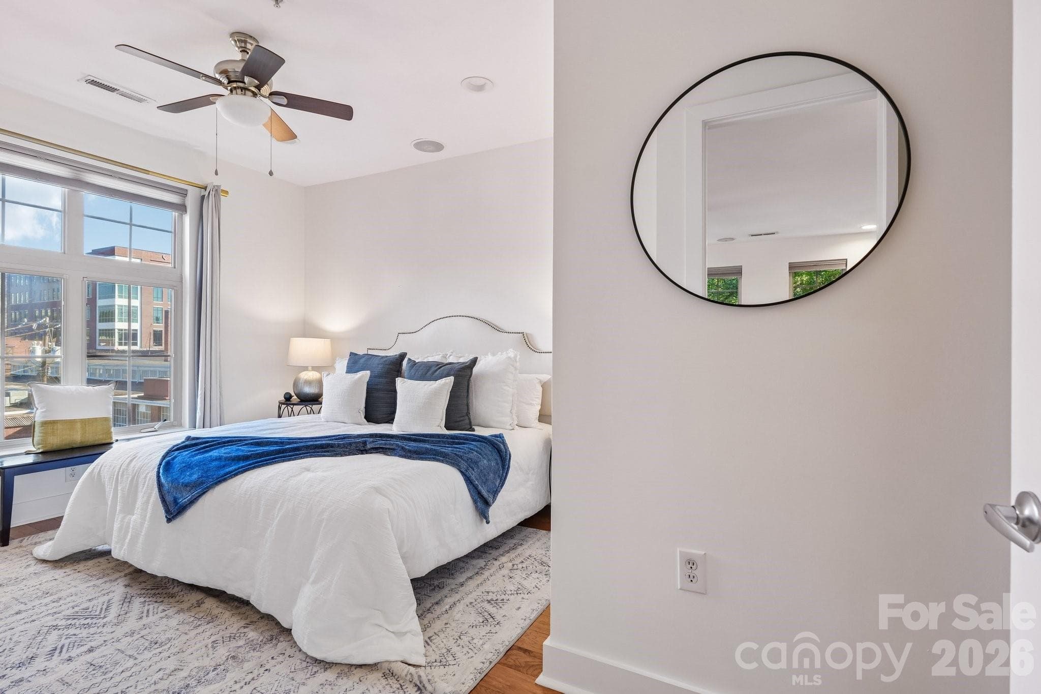 Condominium at 1101 W 1st Street, Charlotte, photo 18 of 42
