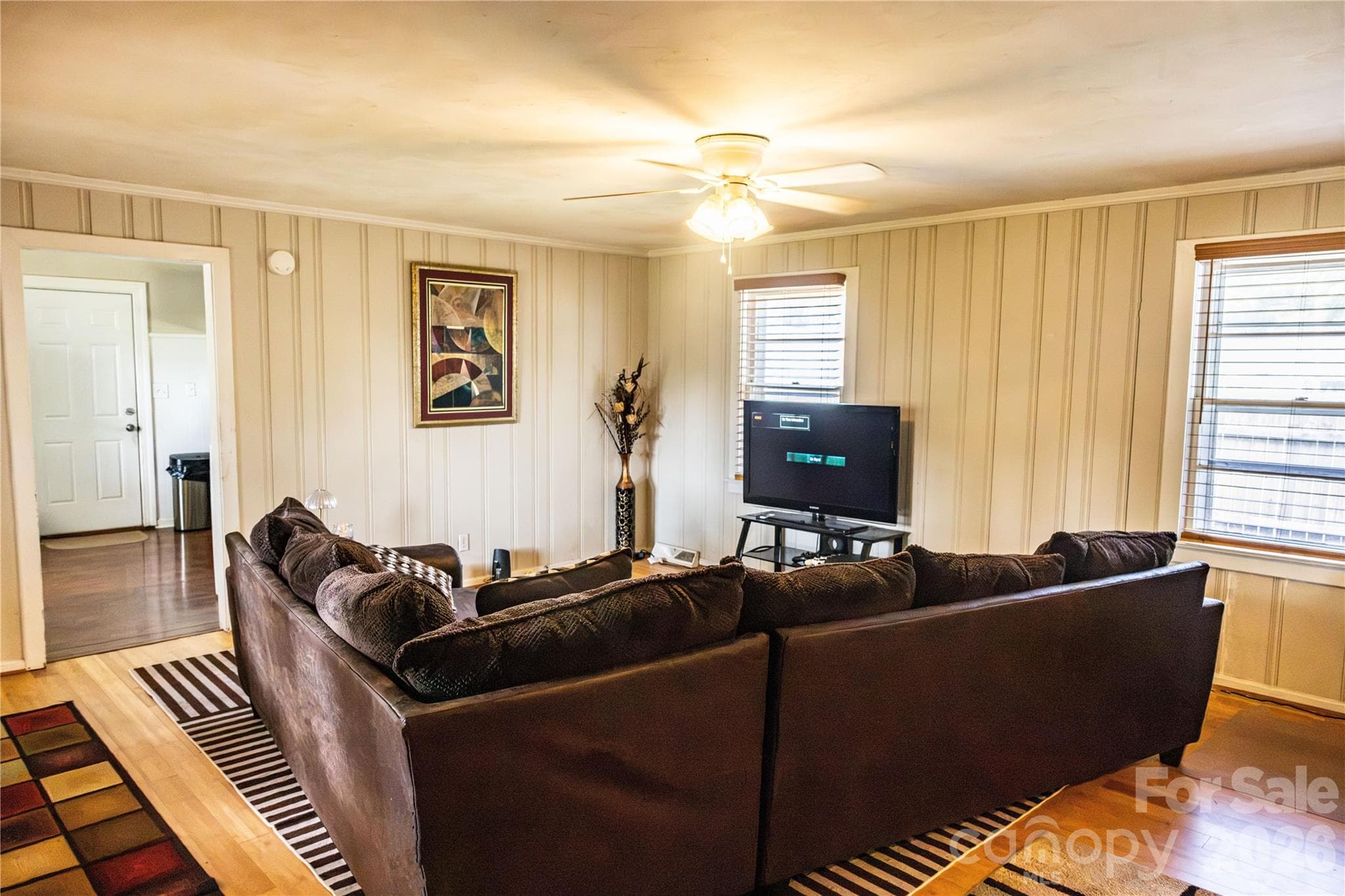 Single Family Residence at 3828 Plainview Road, Charlotte, photo 4 of 19