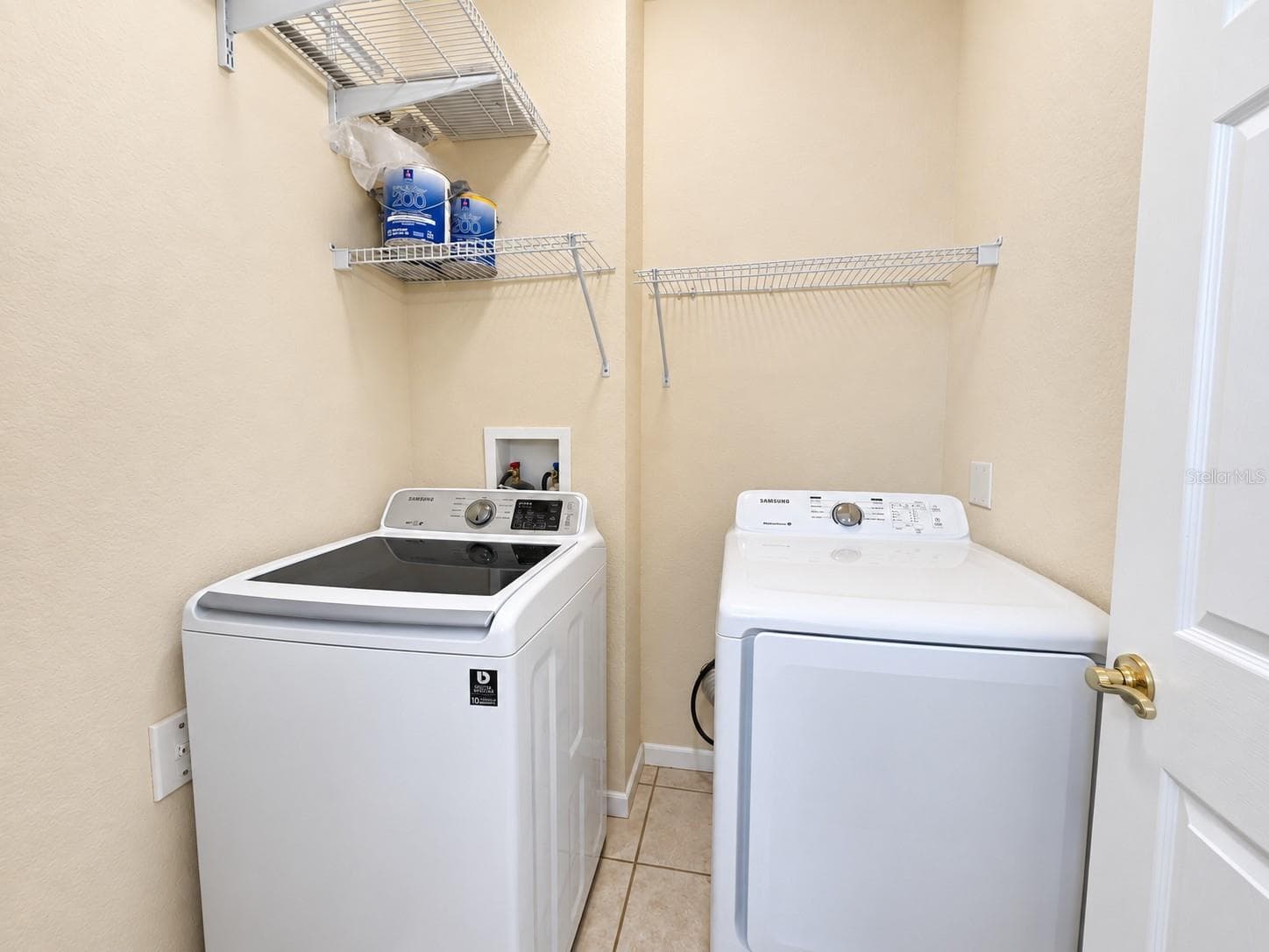 Laundry Room in Condo - 830 AIRPORT RD #111, PORT ORANGE