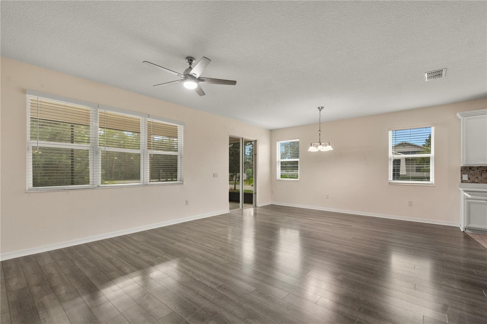 Single Family Residence at 8091 BOWERY DR, WINTER GARDEN, photo 16 of 36