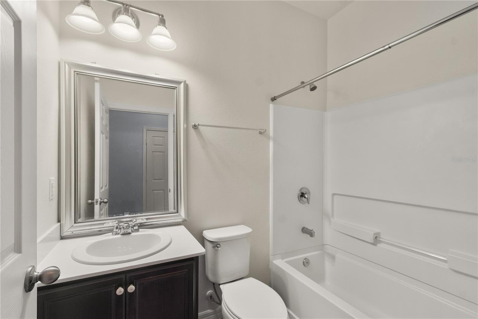 Single Family Residence at 8091 BOWERY DR, WINTER GARDEN, photo 19 of 36