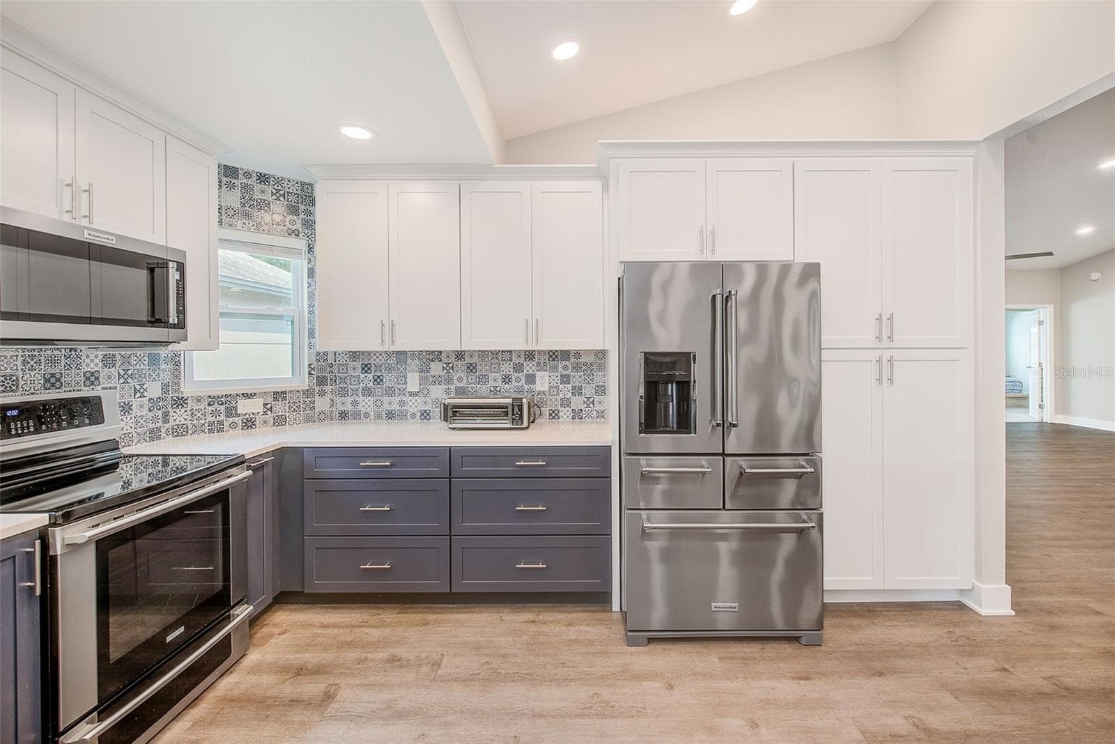 Single Family Residence at 3106 FEATHERWOOD CT, CLEARWATER, photo 14 of 57
