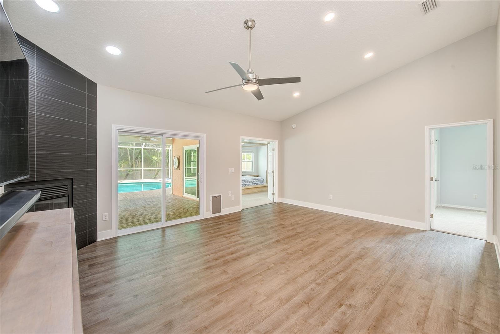 Single Family Residence at 3106 FEATHERWOOD CT, CLEARWATER, photo 22 of 57