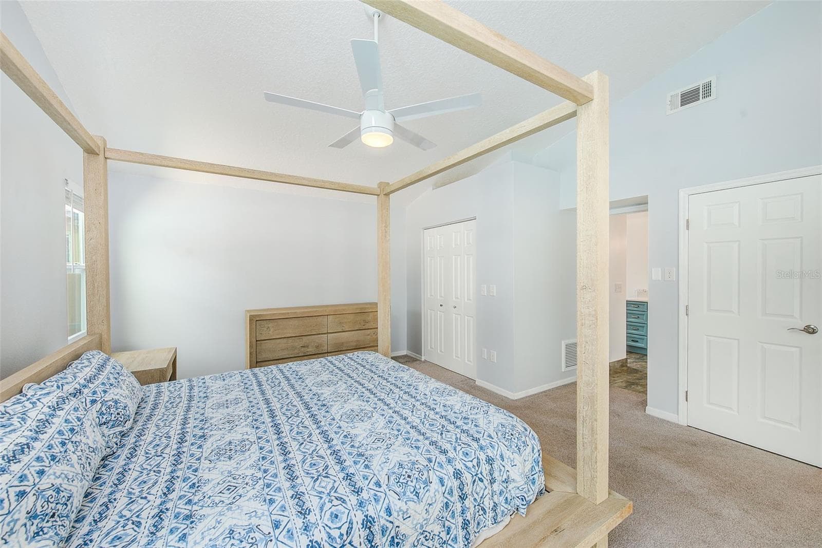 Single Family Residence at 3106 FEATHERWOOD CT, CLEARWATER, photo 26 of 57