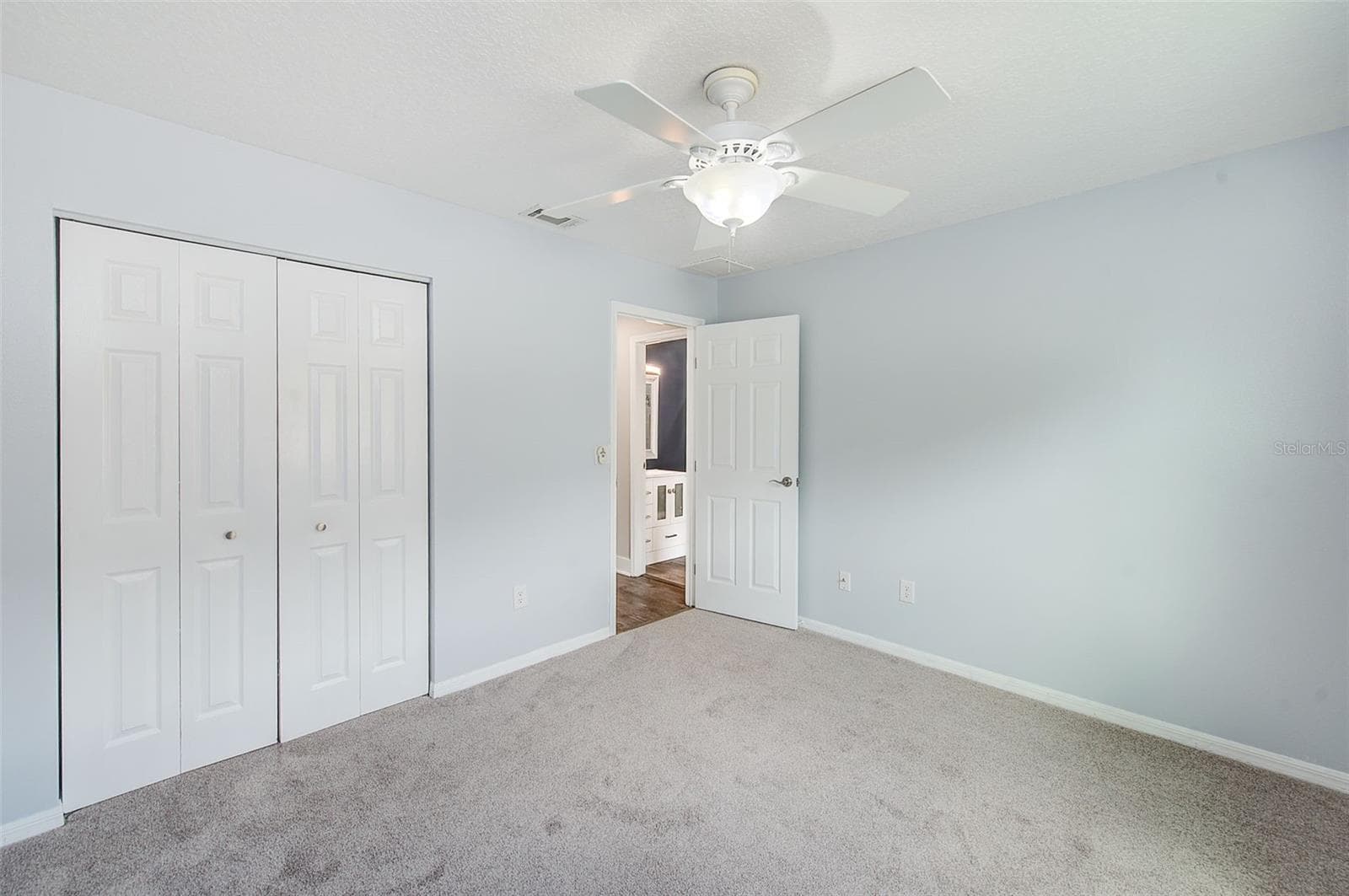Single Family Residence at 3106 FEATHERWOOD CT, CLEARWATER, photo 33 of 57