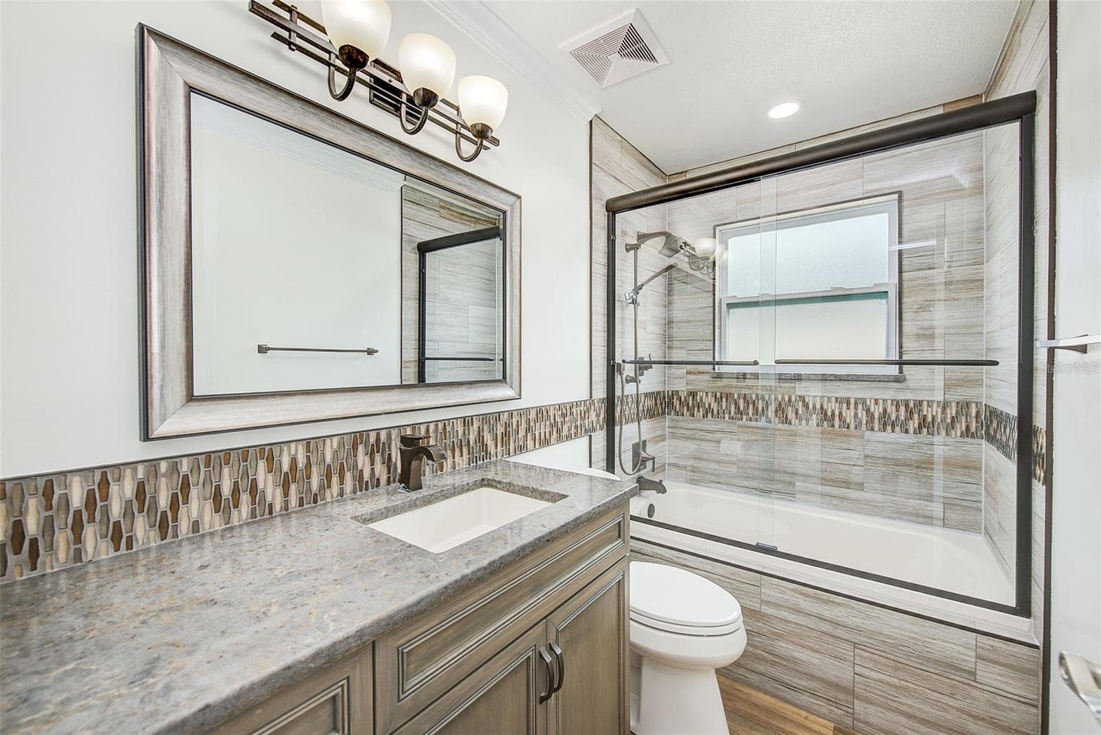 Single Family Residence at 3106 FEATHERWOOD CT, CLEARWATER, photo 36 of 57