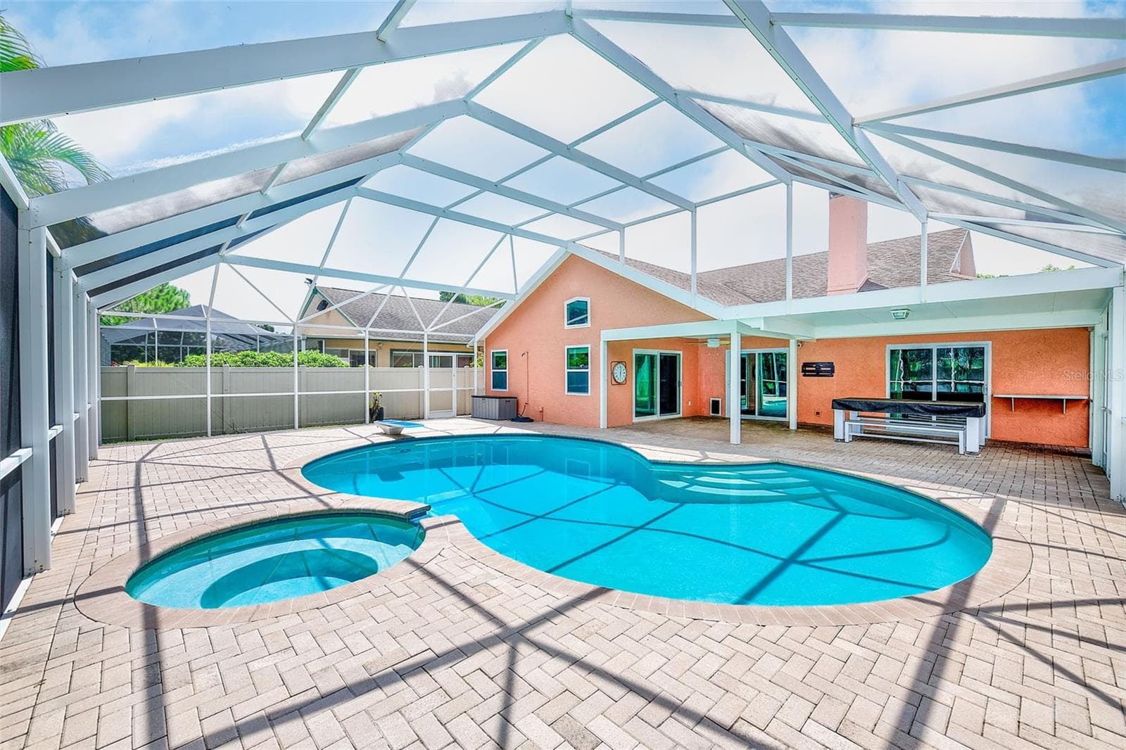 Single Family Residence at 3106 FEATHERWOOD CT, CLEARWATER, photo 3 of 57