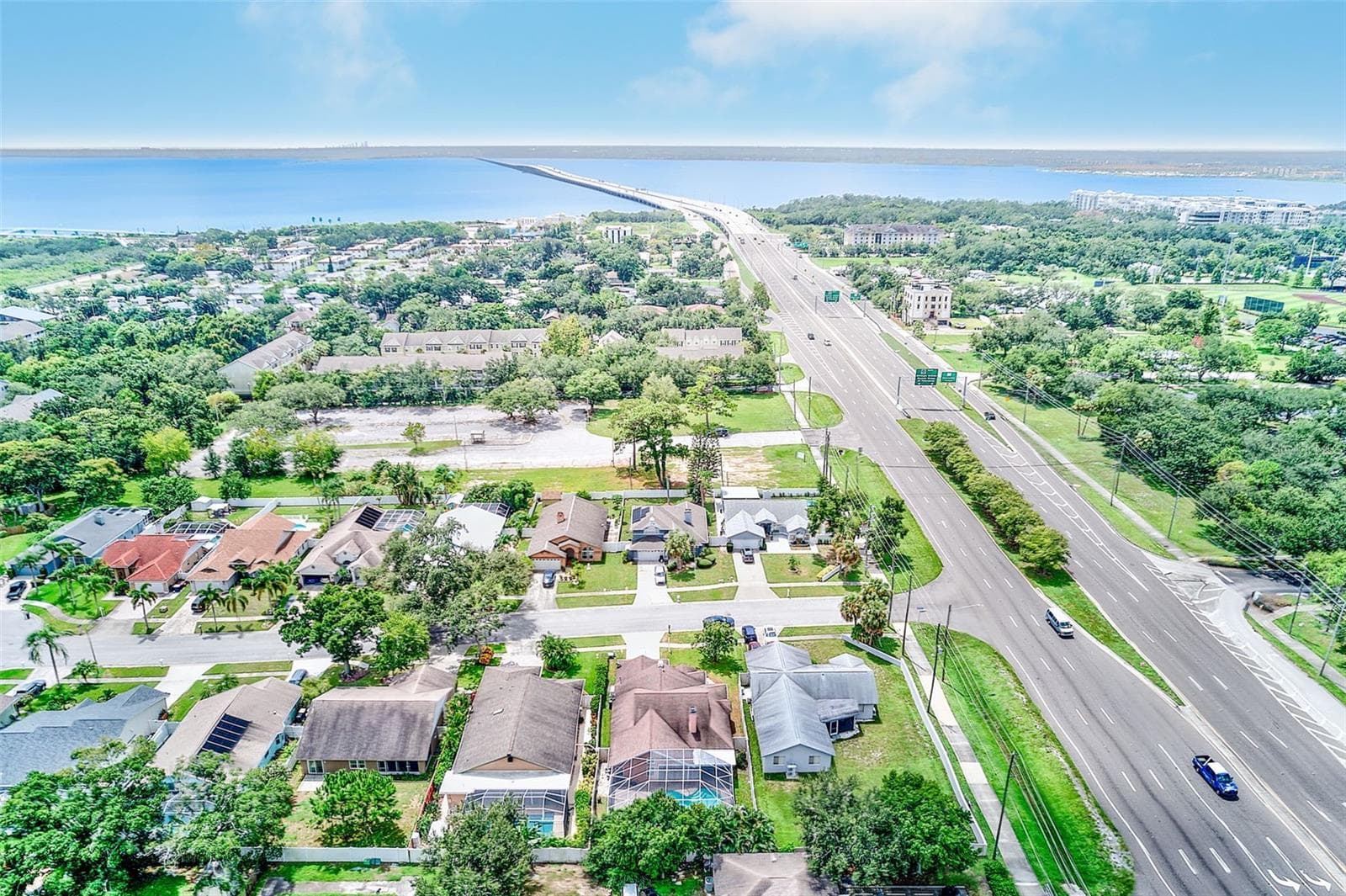 Single Family Residence at 3106 FEATHERWOOD CT, CLEARWATER, photo 53 of 57