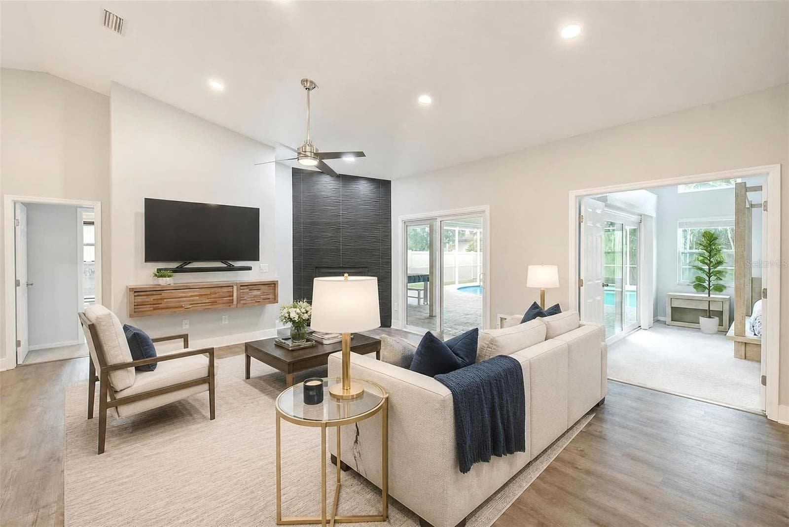 Single Family Residence at 3106 FEATHERWOOD CT, CLEARWATER, photo 18 of 57